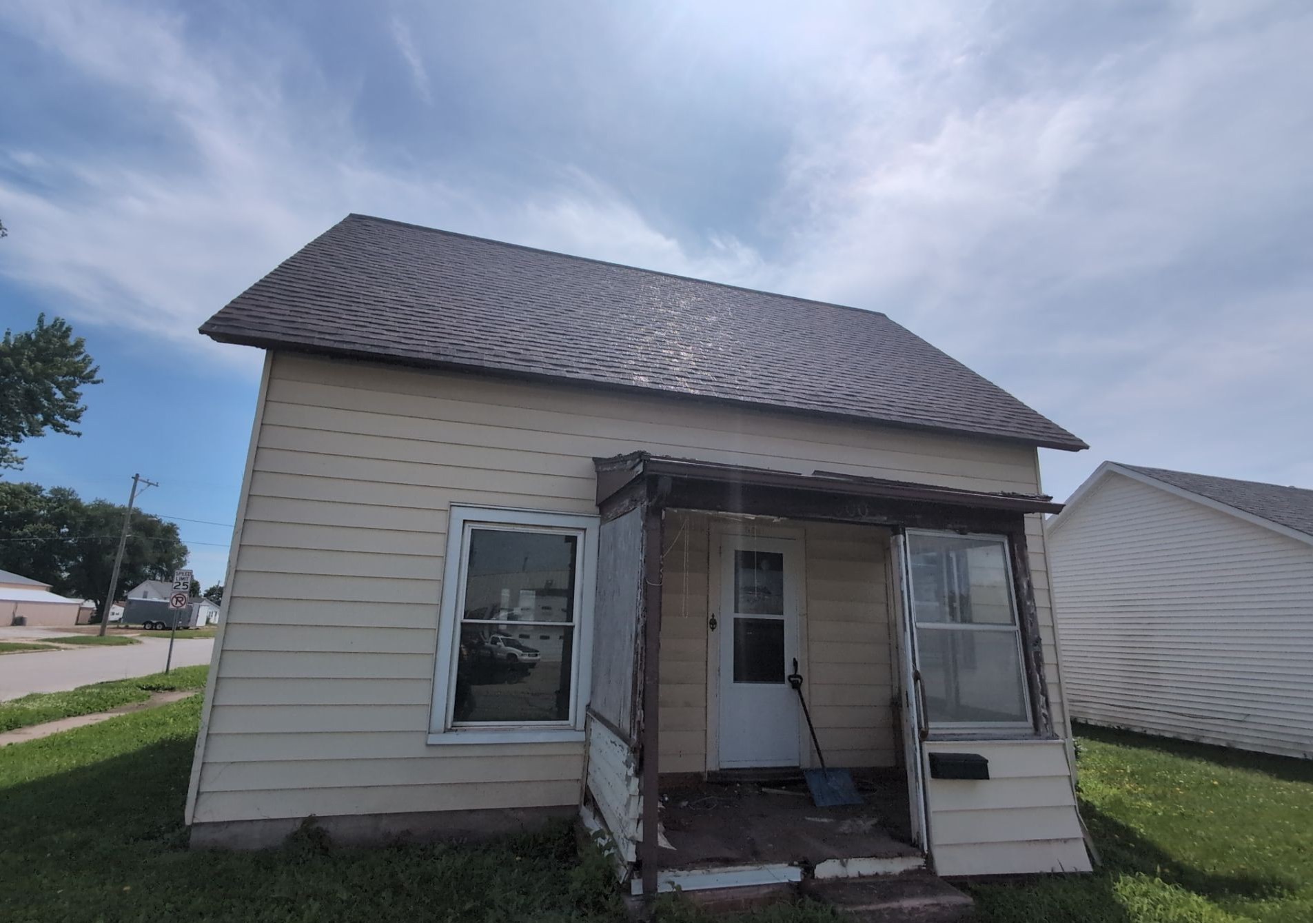 300 Elm Street — photo