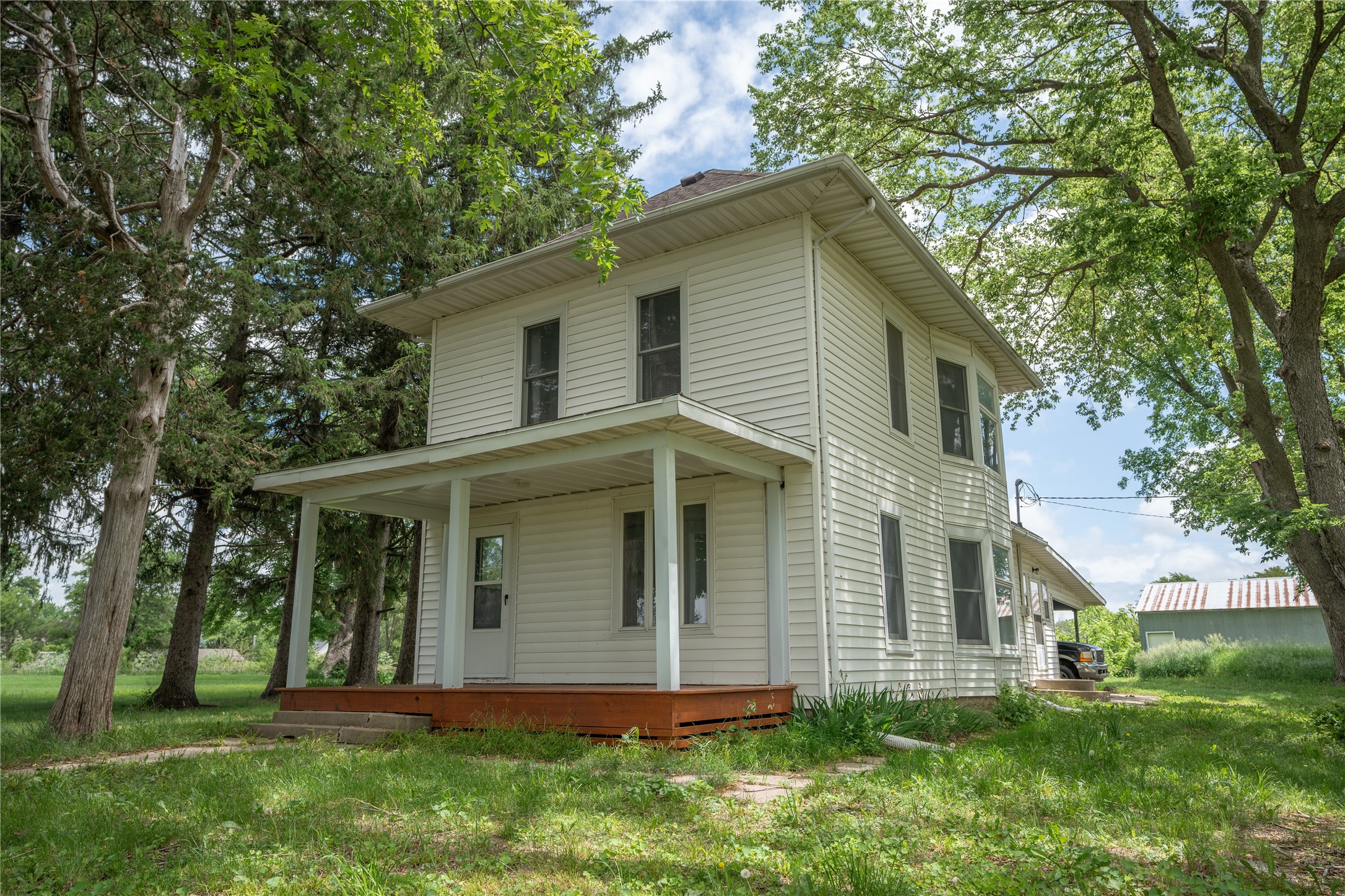 611 Maple Street — photo