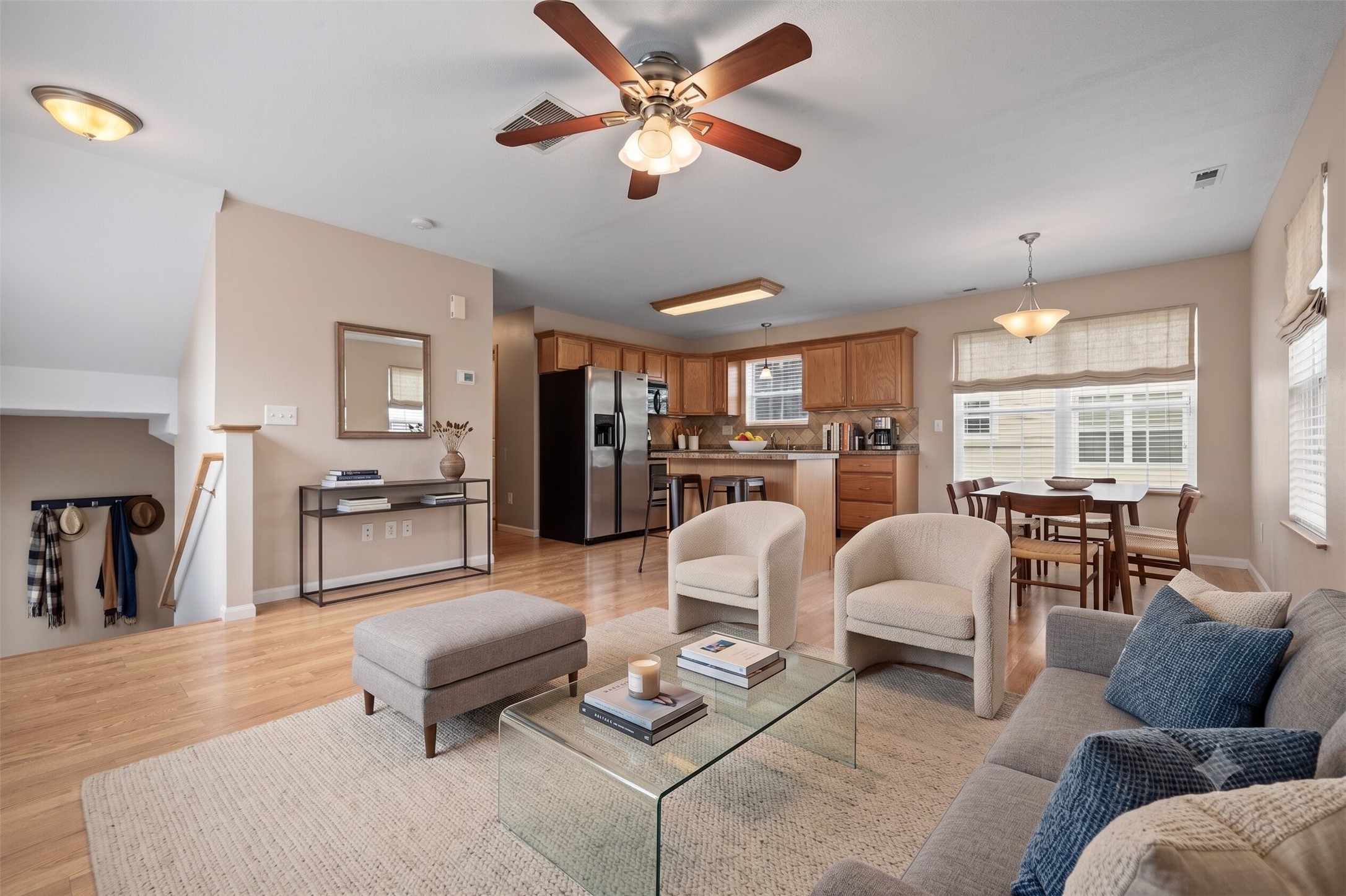 15208 Greenbelt Drive — photo