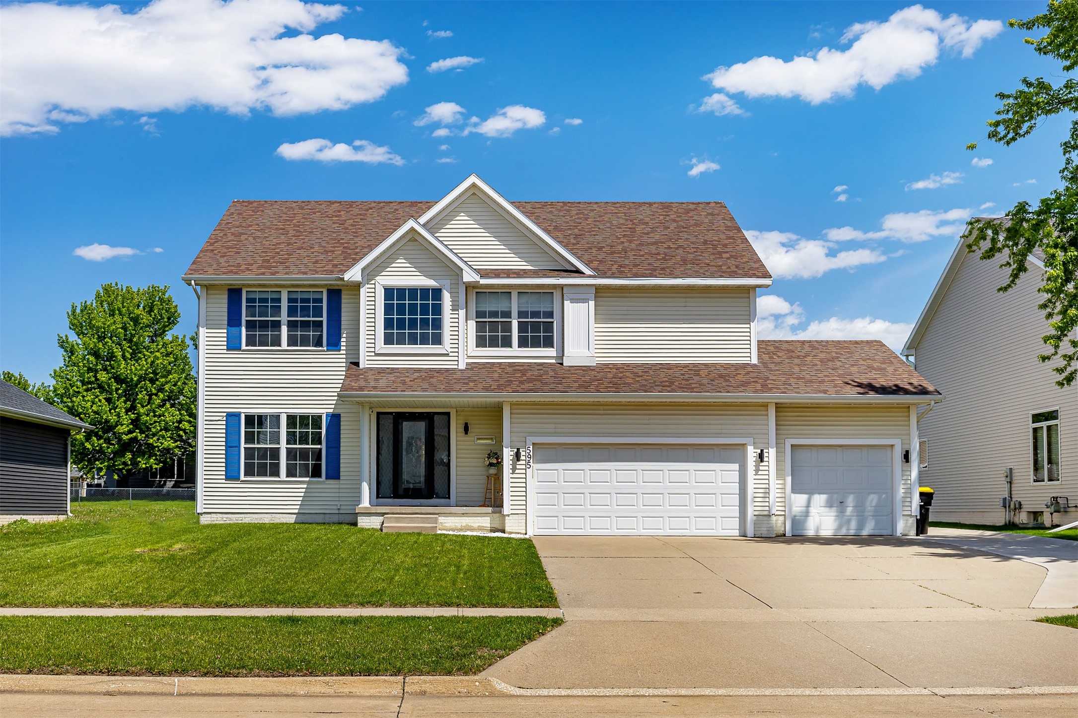 595 SE Whitetail Lane — photo