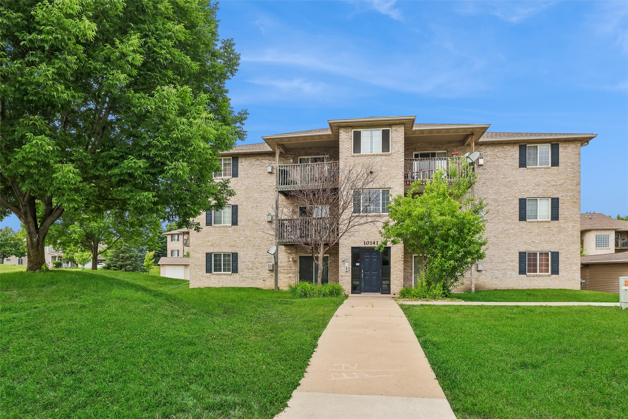 10141 Sutton Drive 1 — photo