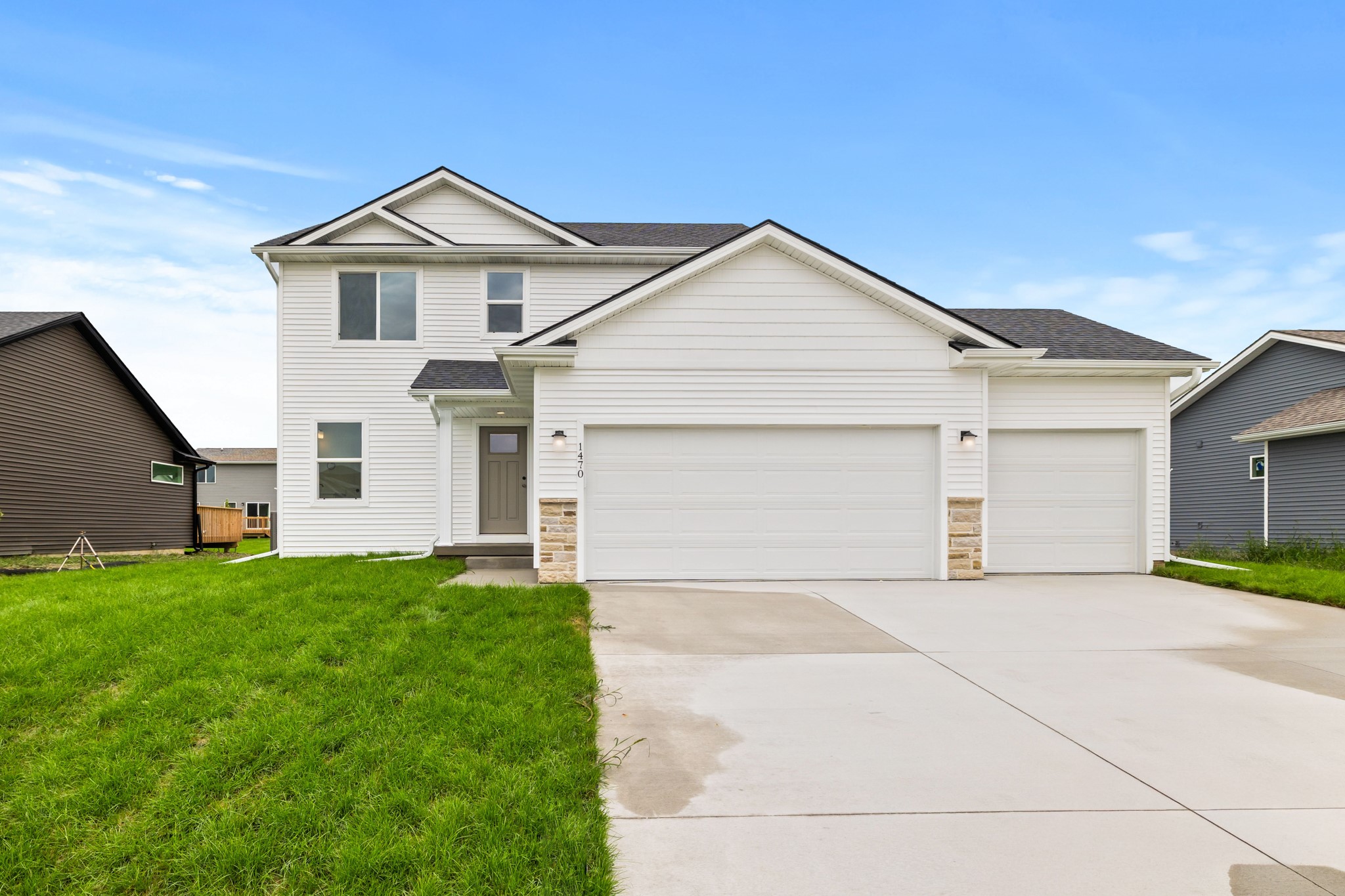 1470 Cedar Street — photo