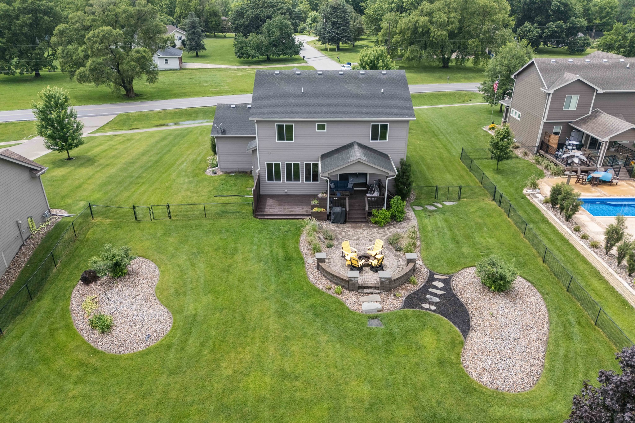 1103 NE Frisk Drive — photo