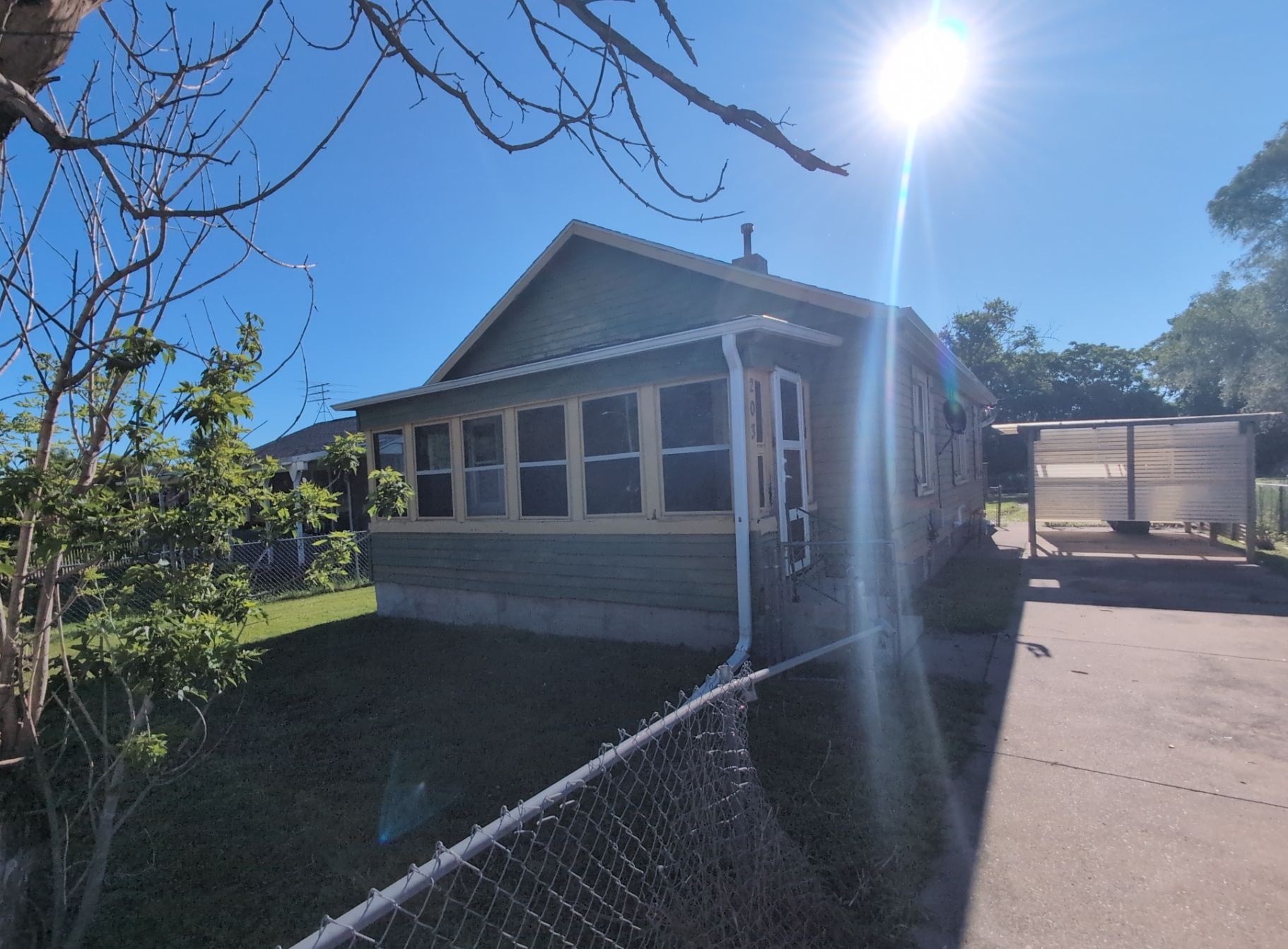 203 SE 29th Court — photo