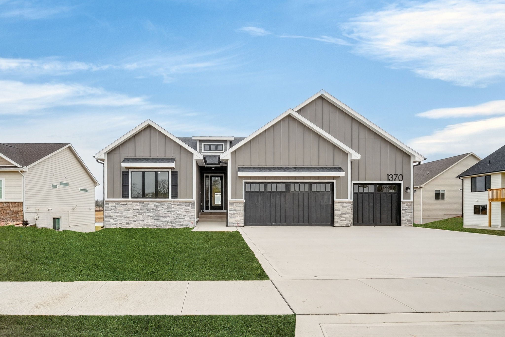 1370 NW Brooks Drive — photo