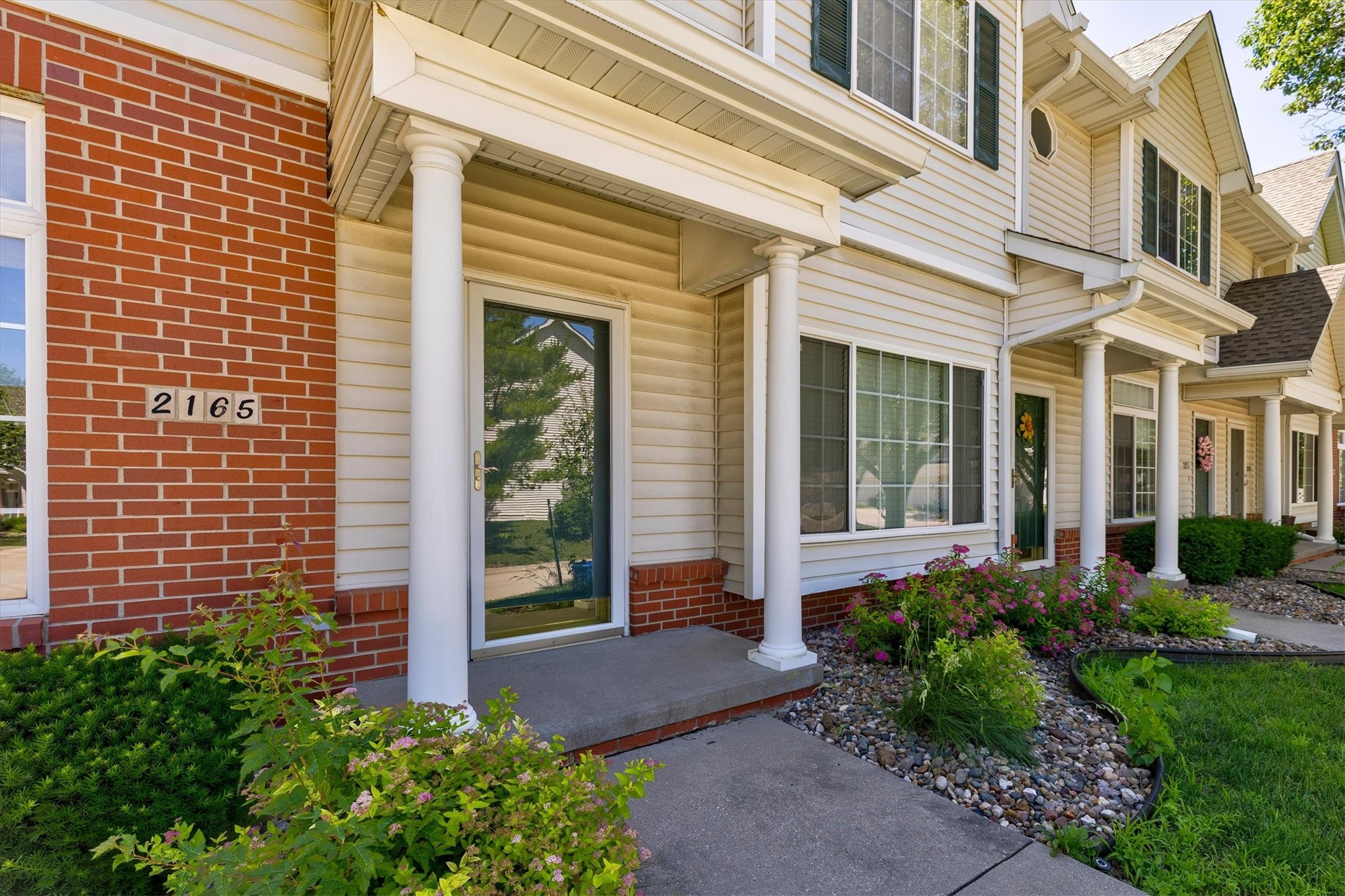 2165 Ridgeview Circle, Clive, IA 50325 — photo 2
