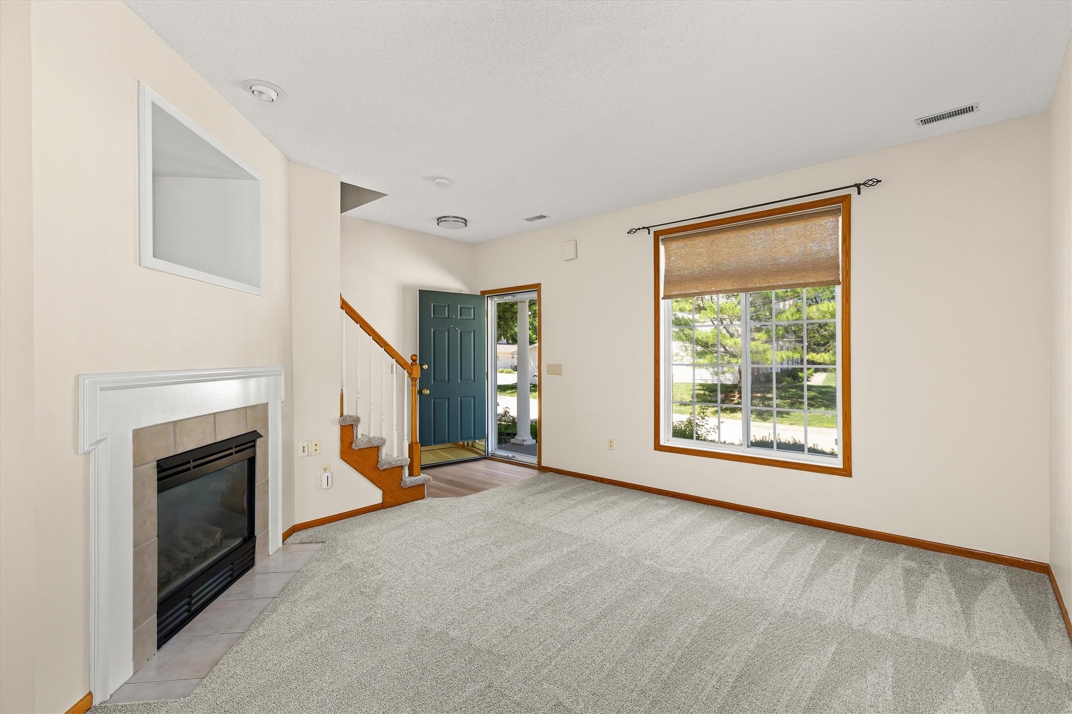 2165 Ridgeview Circle, Clive, IA 50325 — photo 3