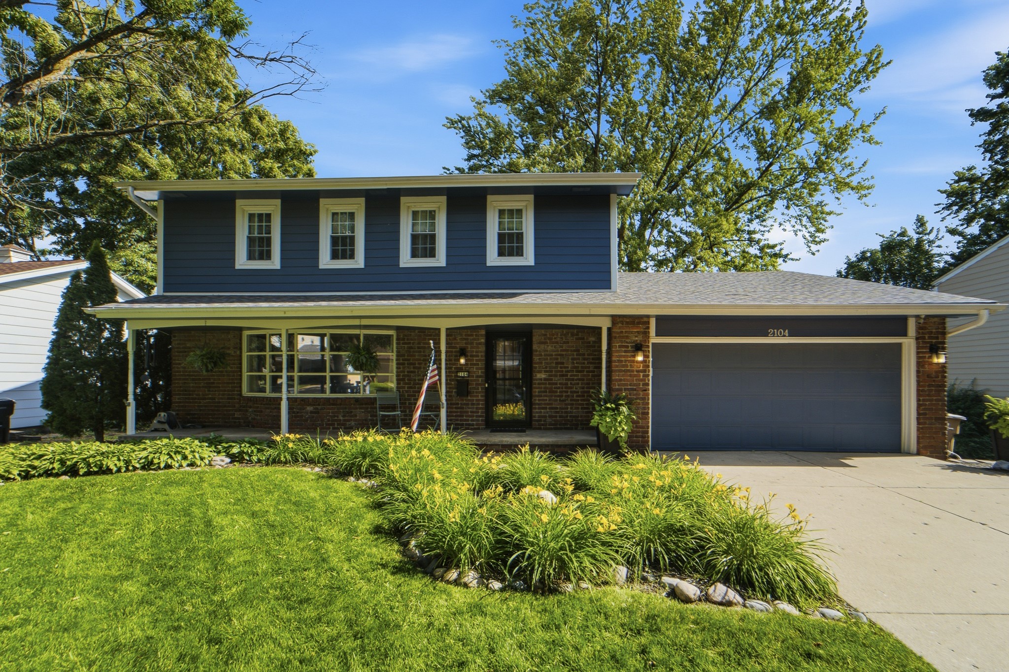2104 Meadow Brook Drive — photo
