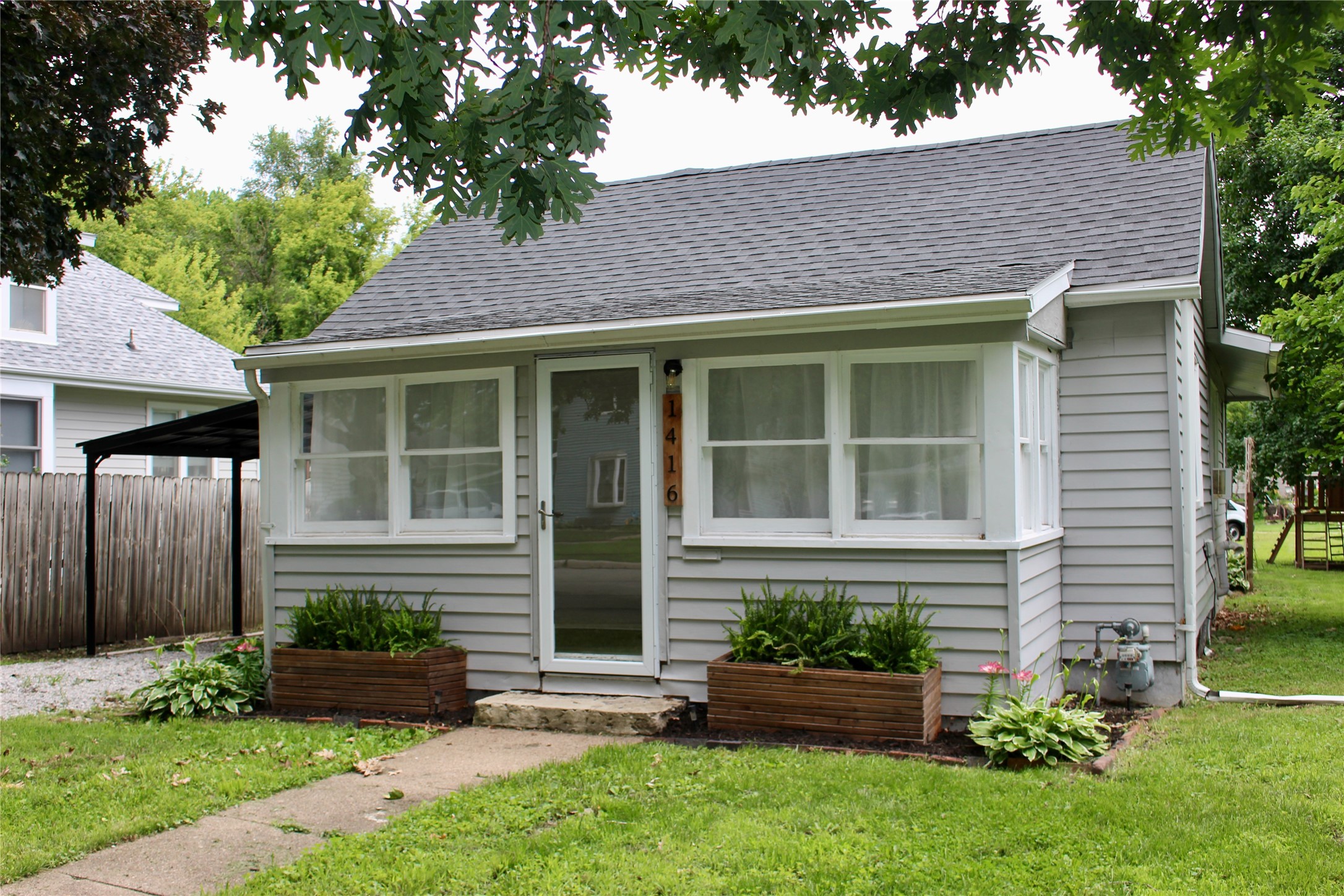 1416 Crawford Street — photo