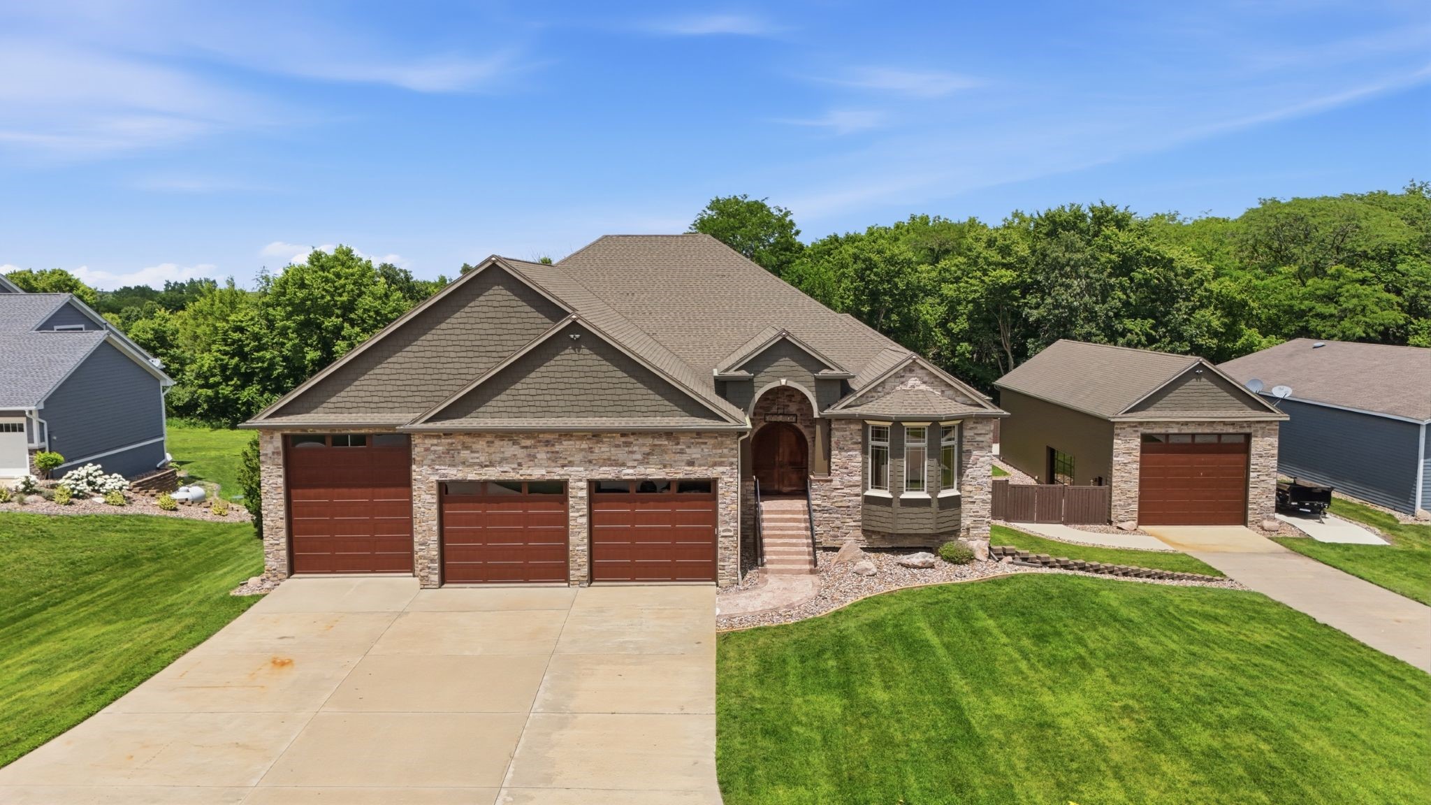 10351 NW Beaver Drive — photo