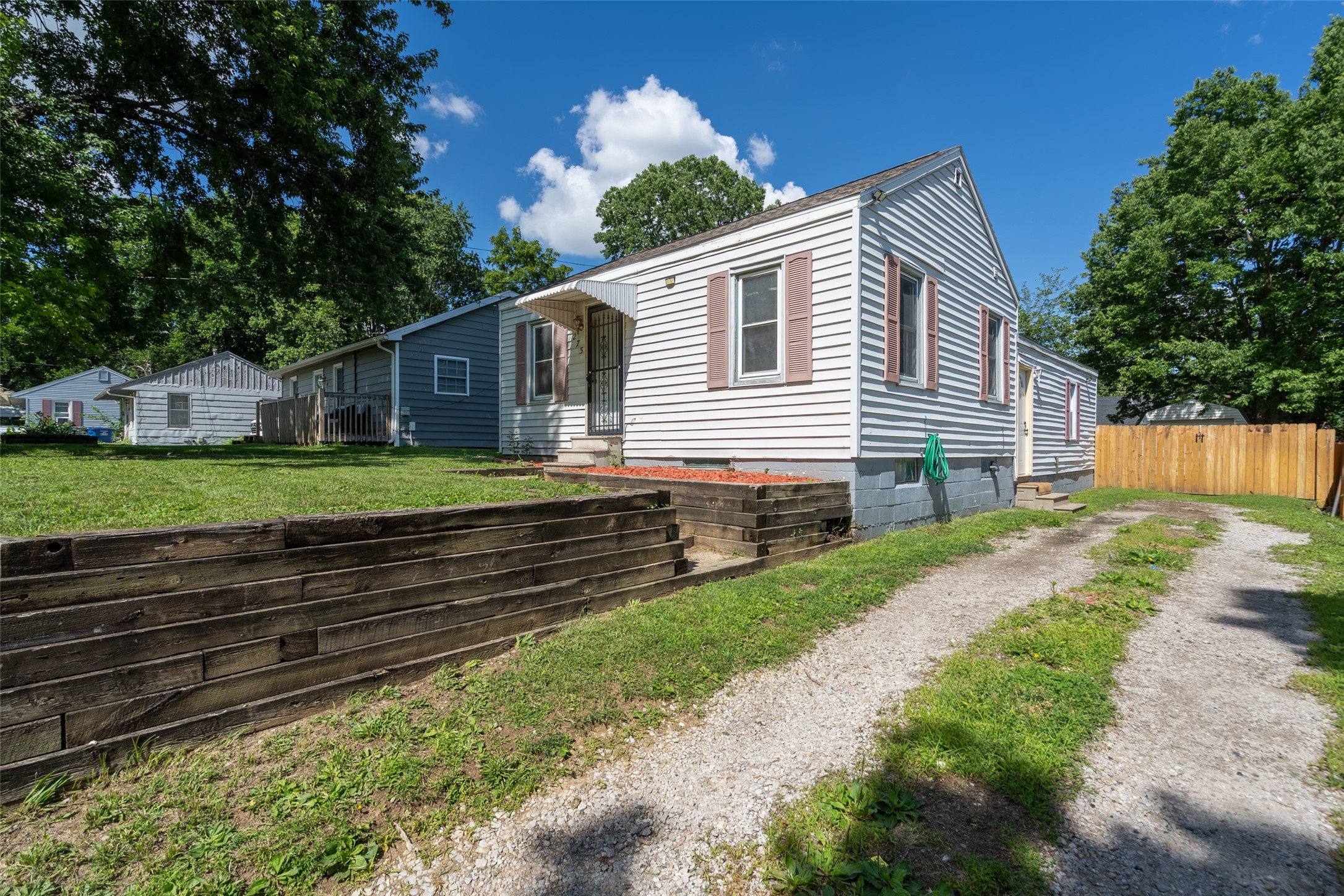 1275 E 36th Court — photo