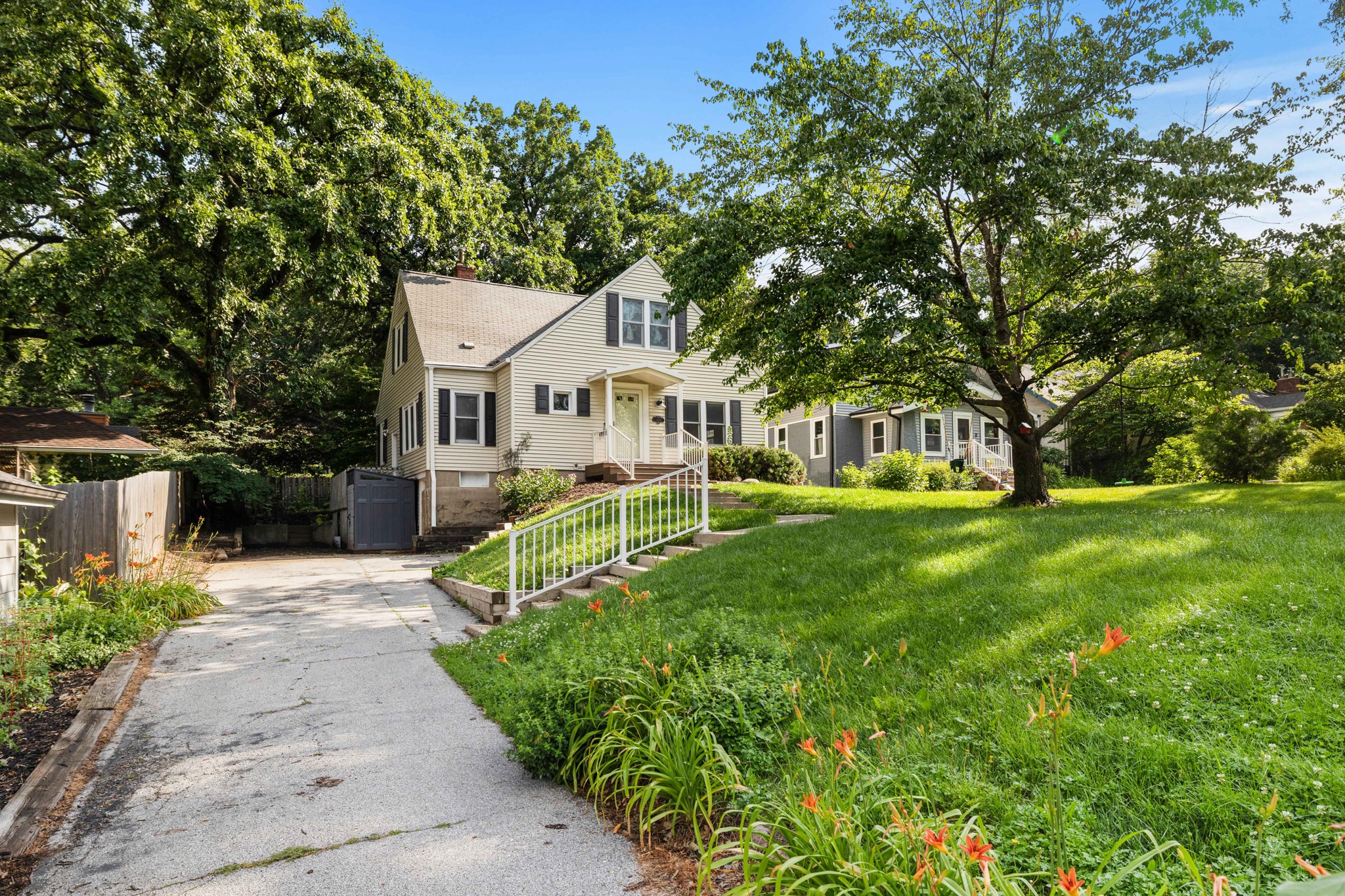 4119 Lincoln Place Drive — photo