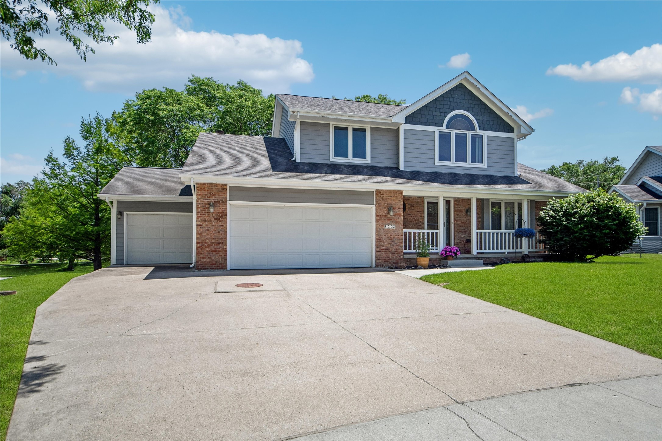 8002 Goodman Drive — photo