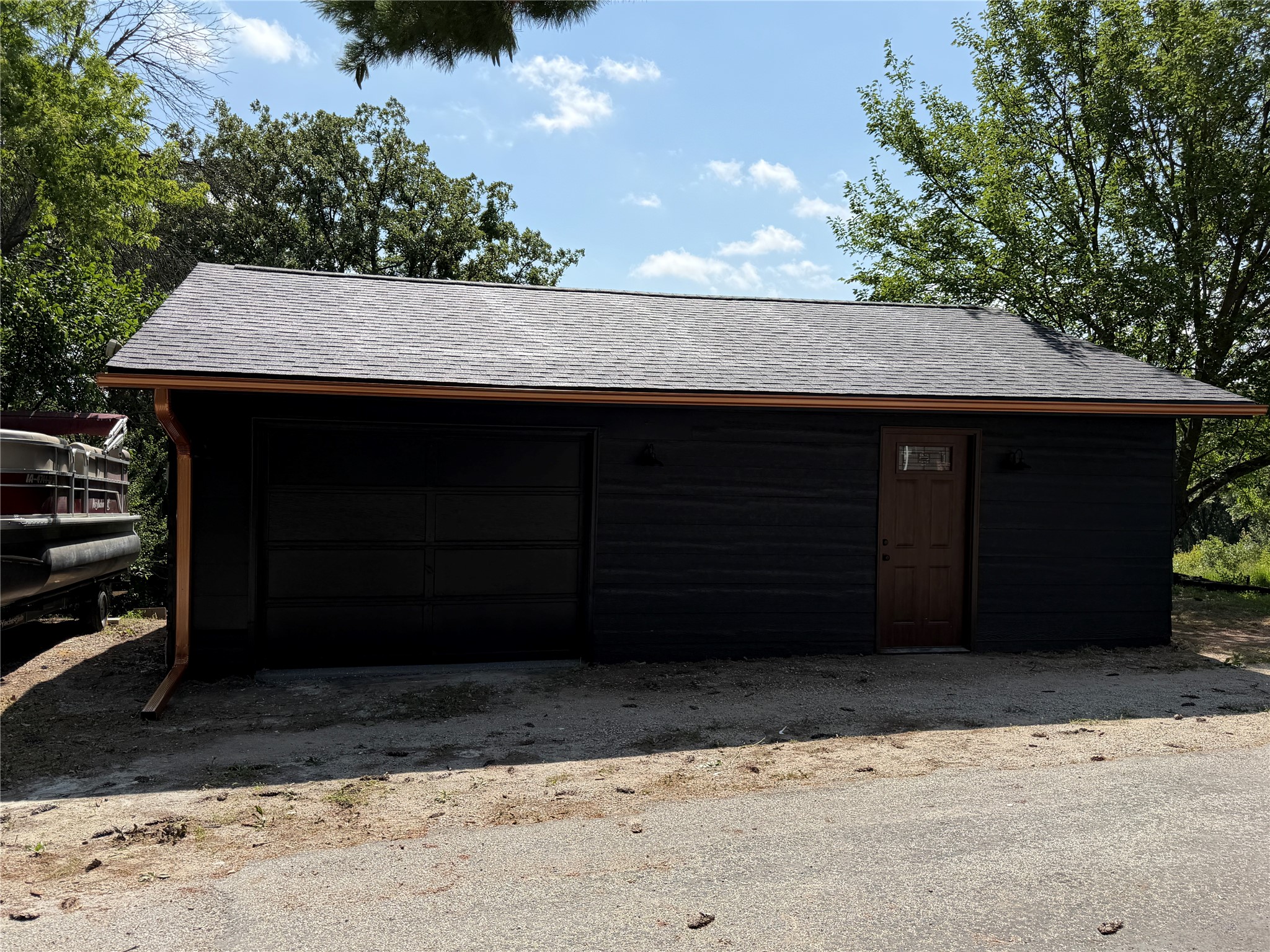 8422 Meadow Wood Drive — photo