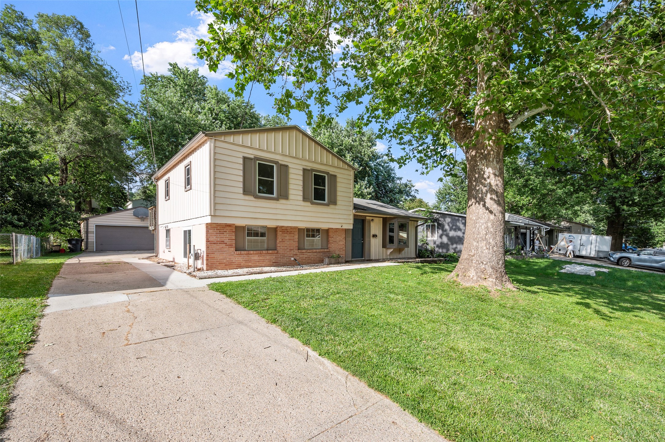 1431 Frazier Avenue — photo