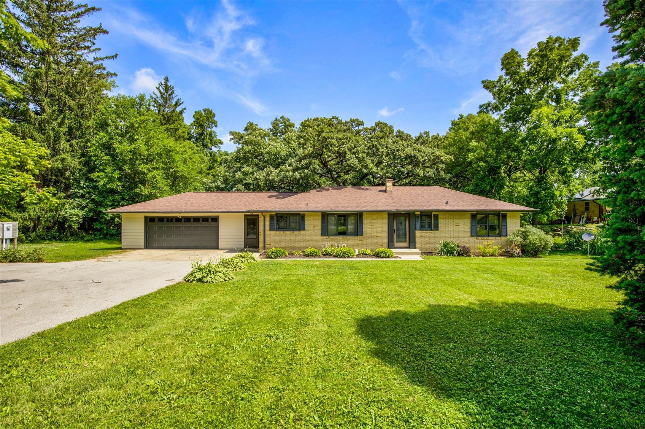 2619 Meadow Glen Road — photo