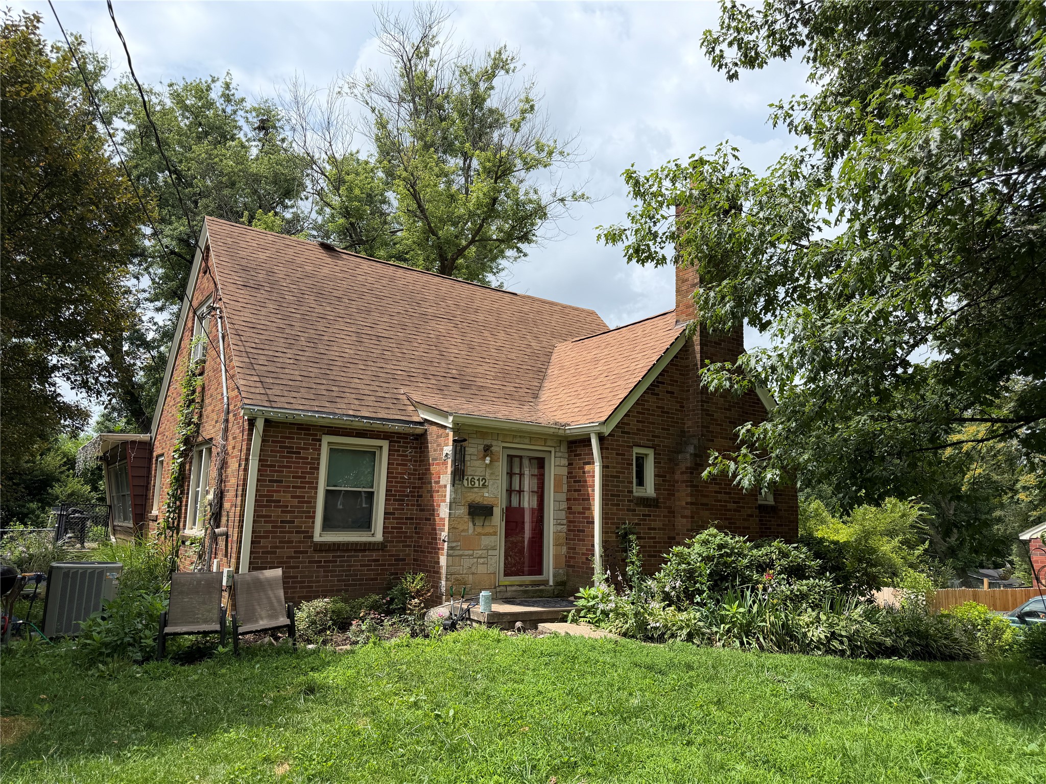 1612 Highview Drive — photo