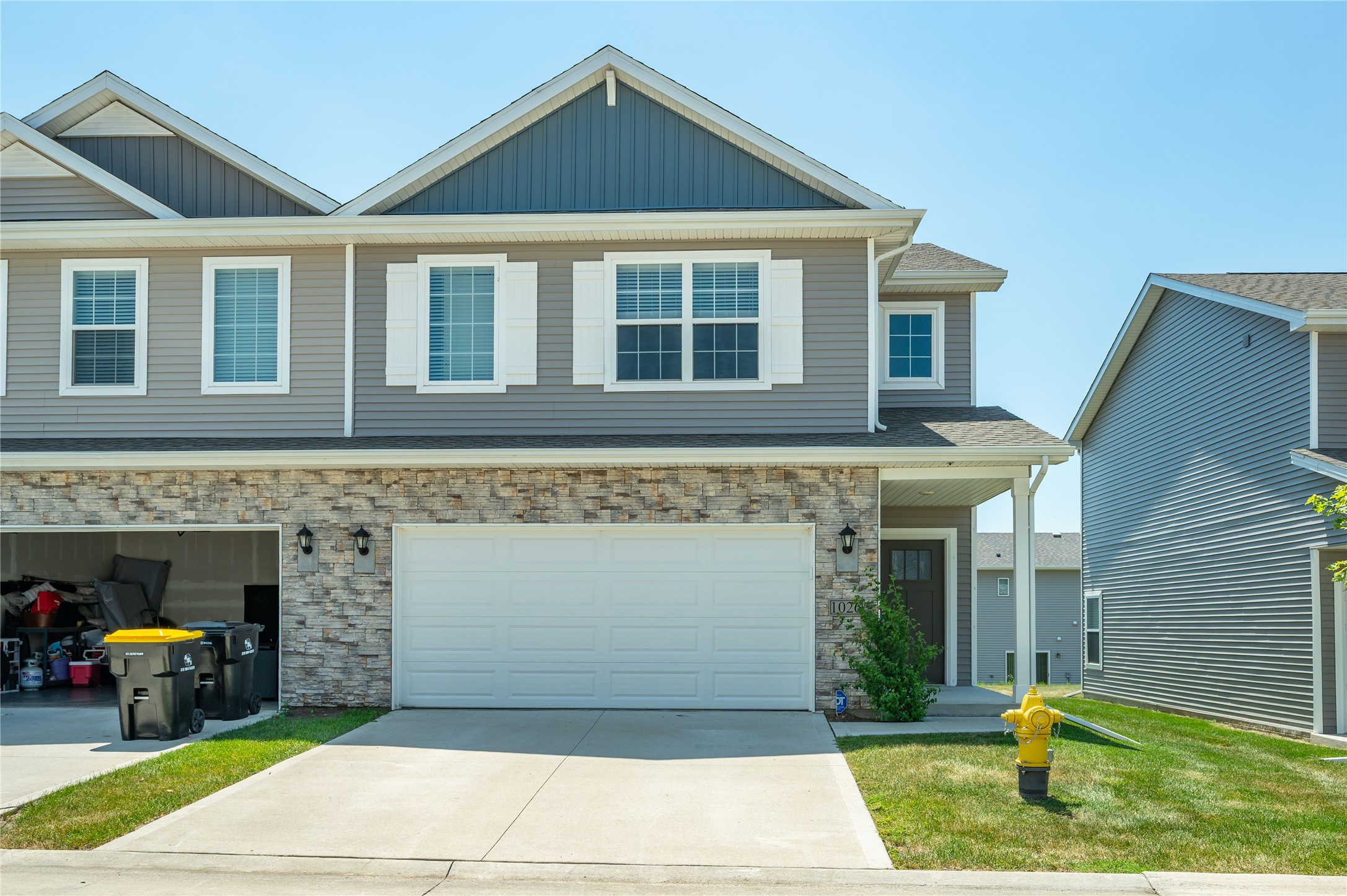 1026 Maywood Lane — photo