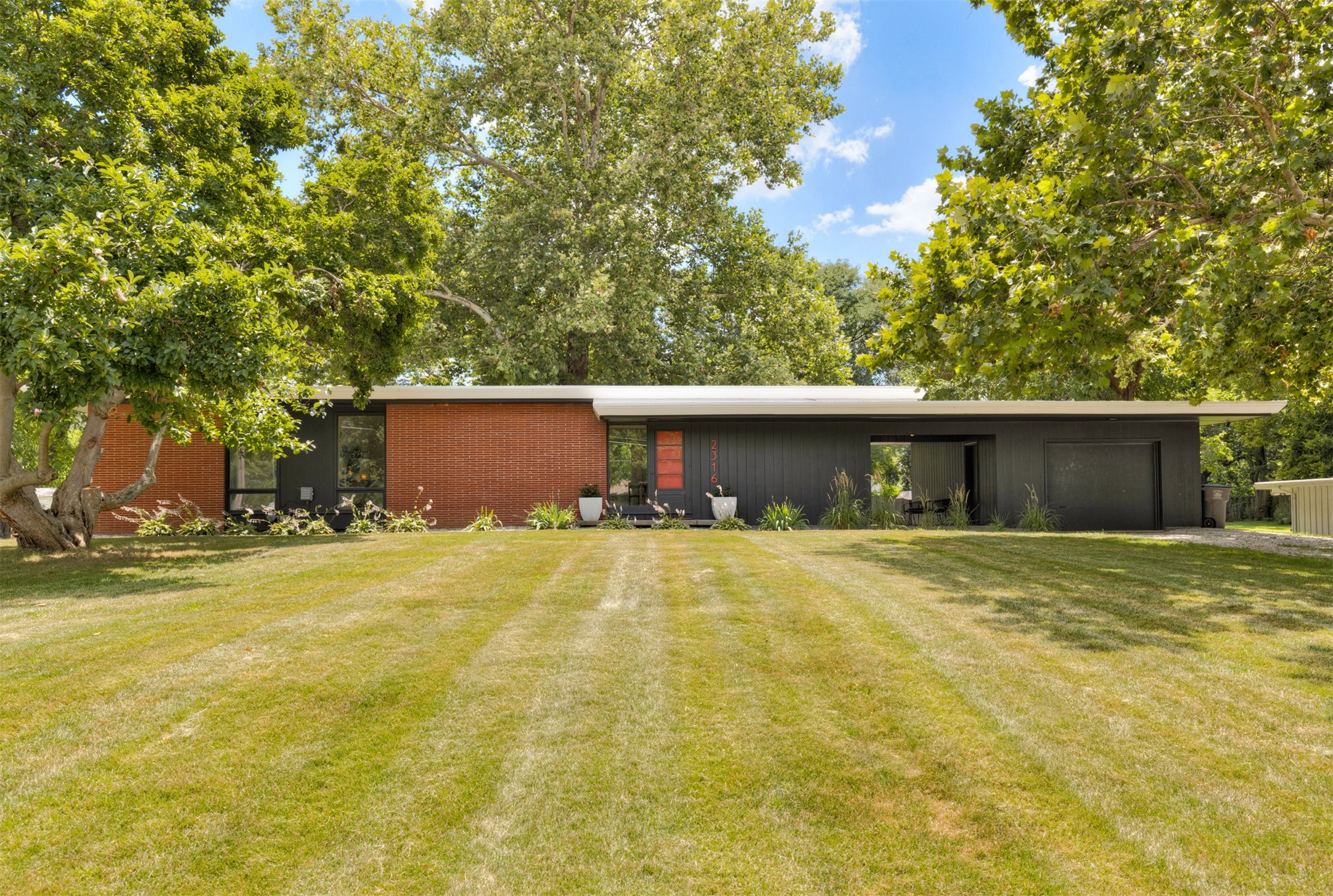 2316 Wakonda View Drive — photo