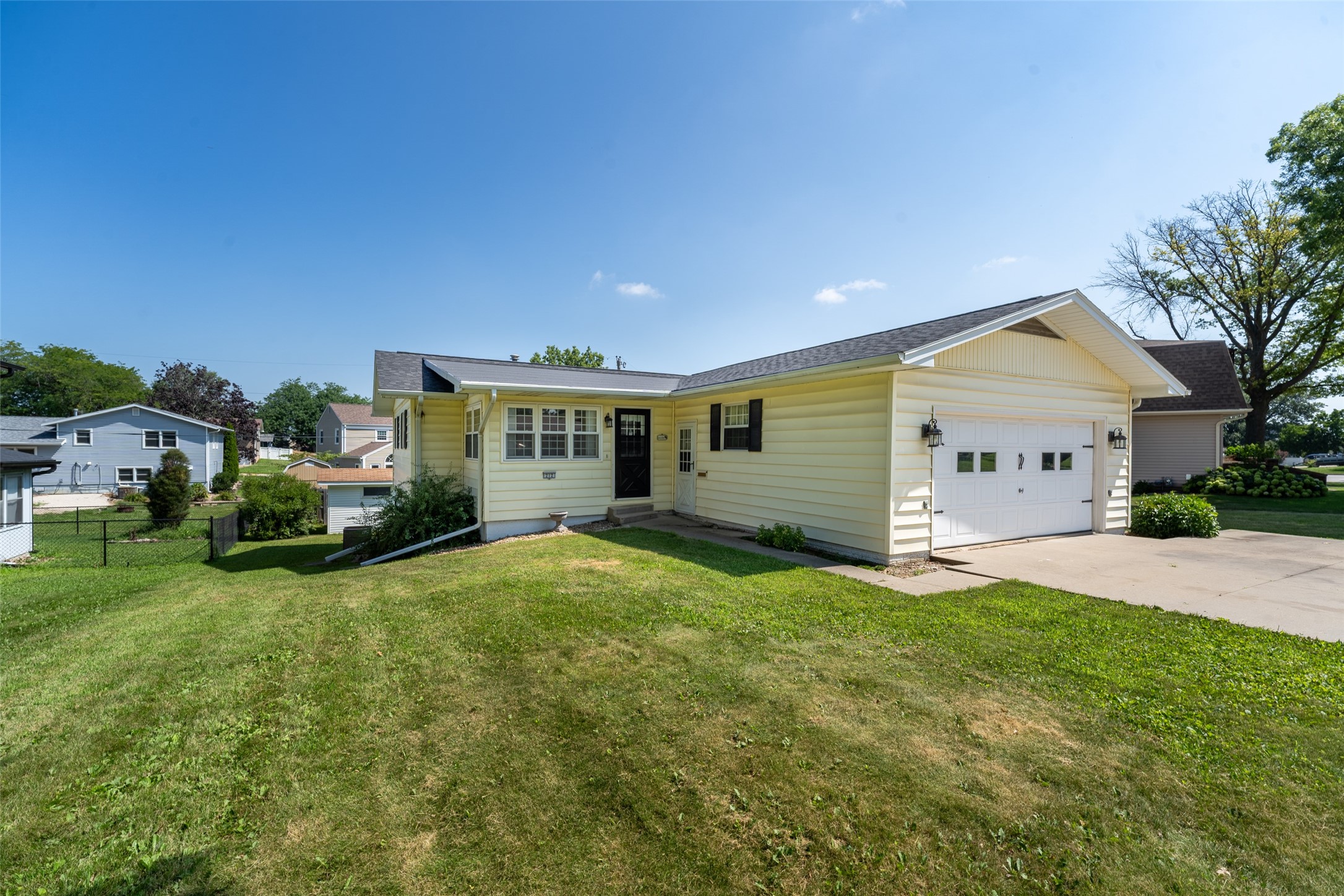 212 Rainbow Drive — photo