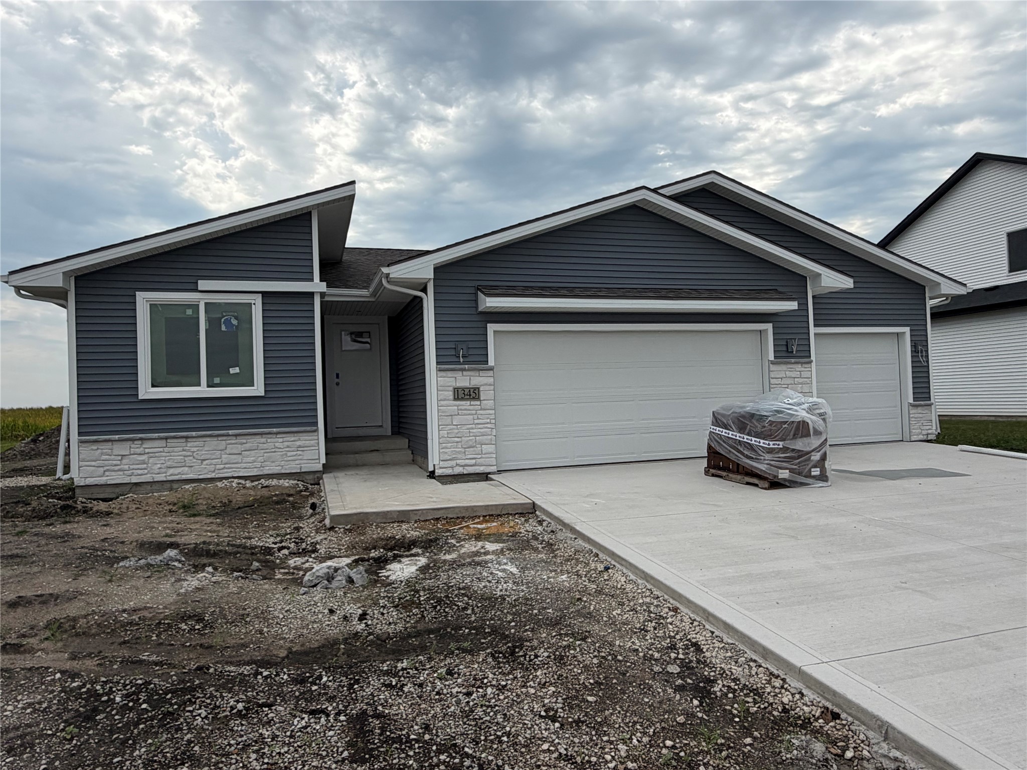 1345 Cedar Street — photo