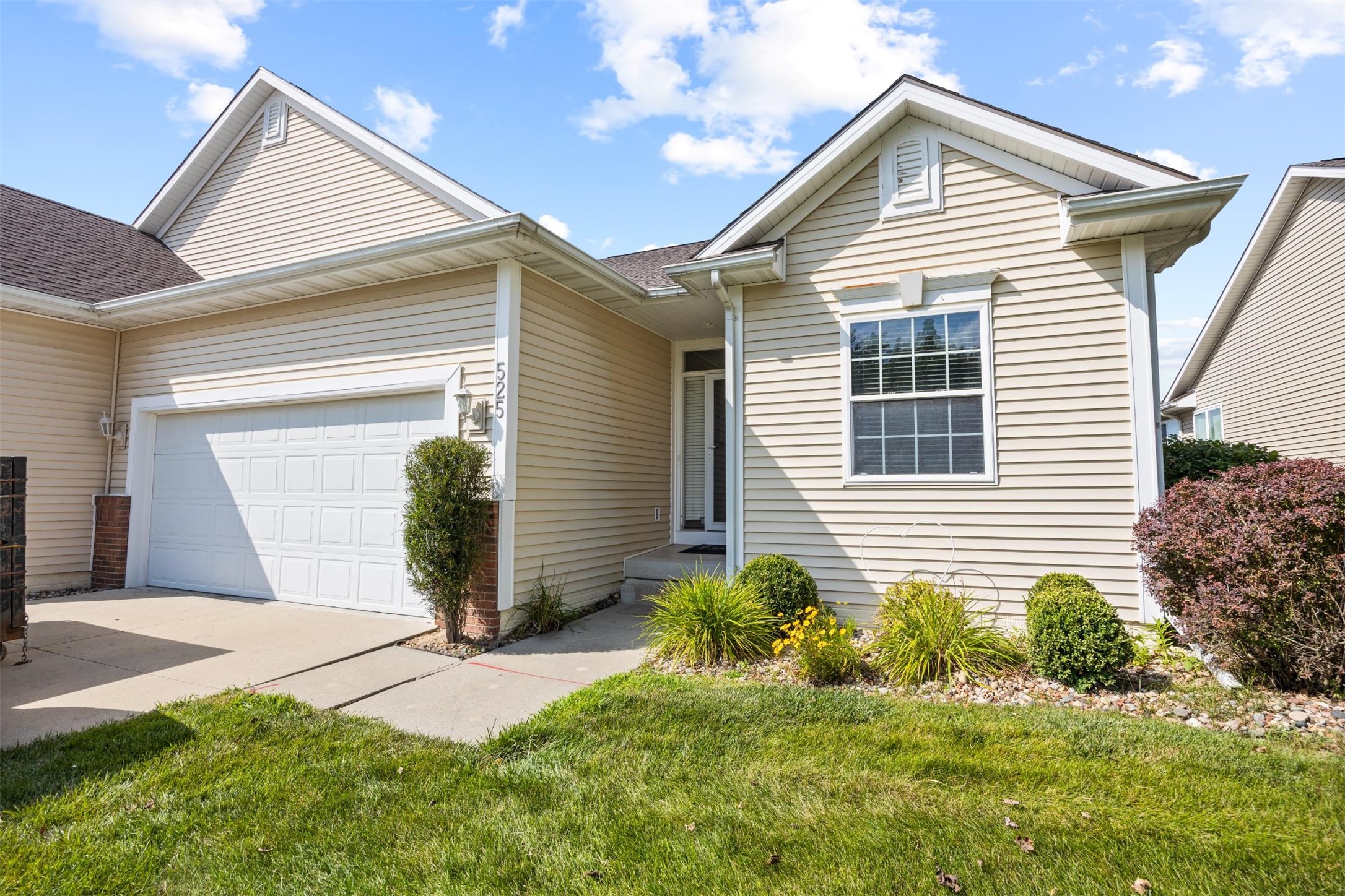 525 W Trace Drive — photo
