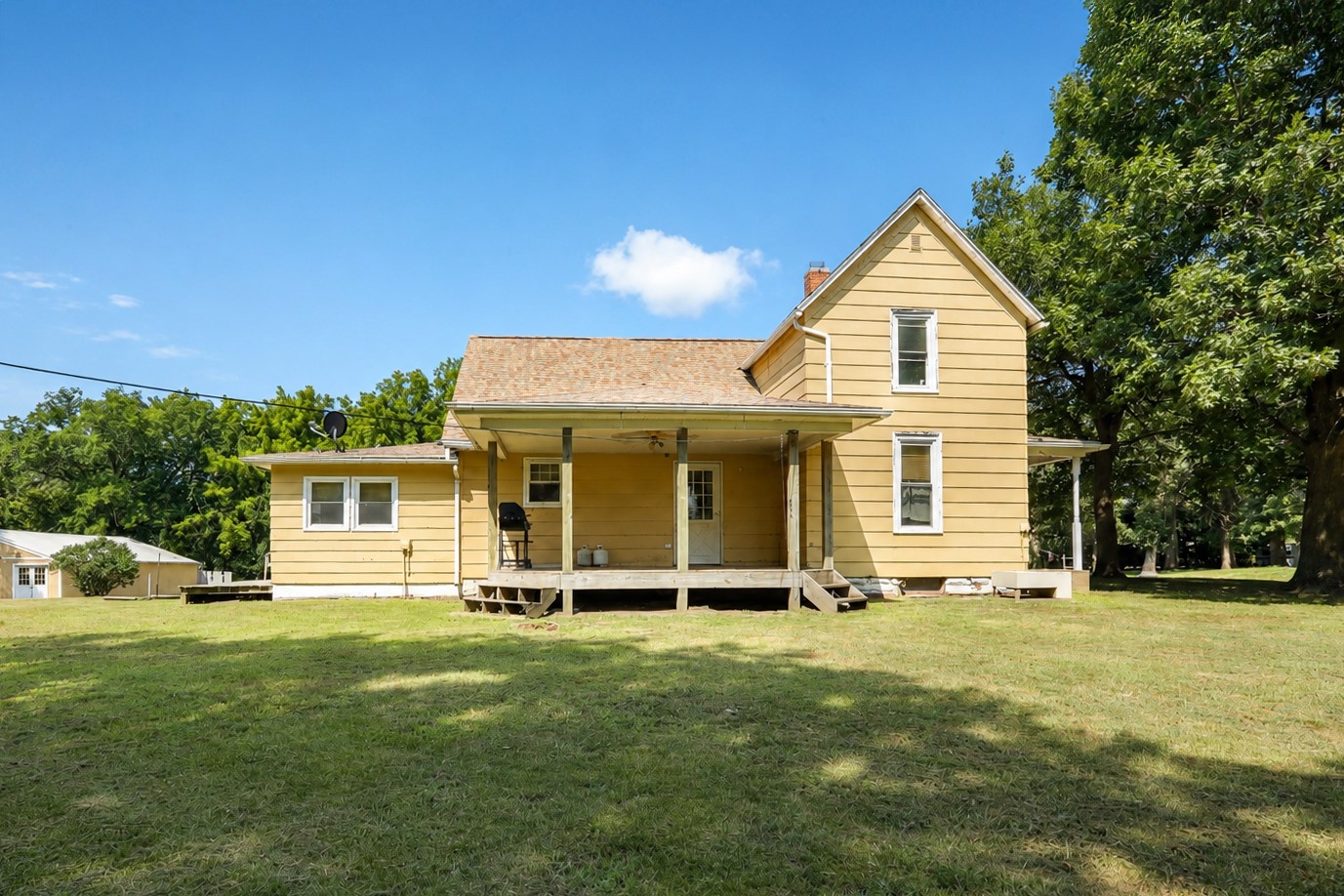 1505 Westwood Drive — photo