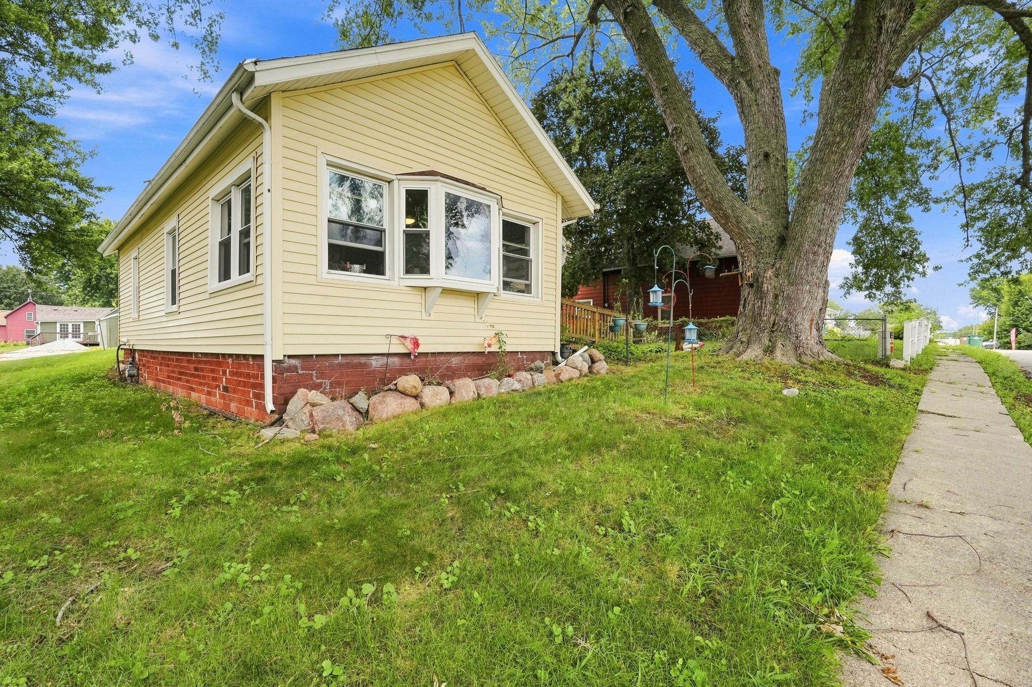 106 W Mckinney Street — photo