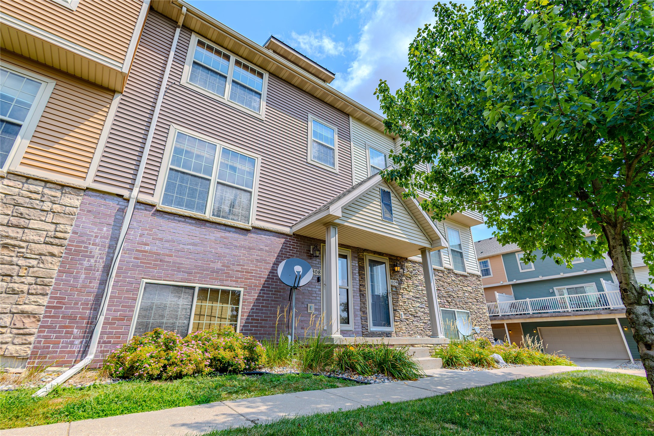 3600 SE Glenstone Drive 808 — photo