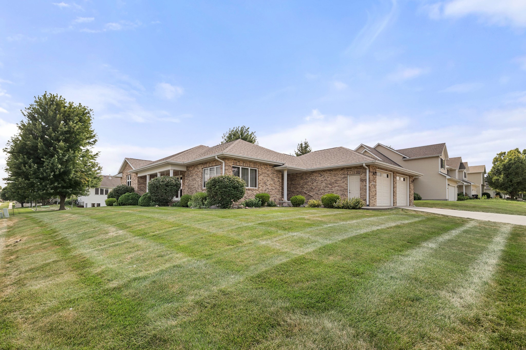 1403 Maple Drive — photo