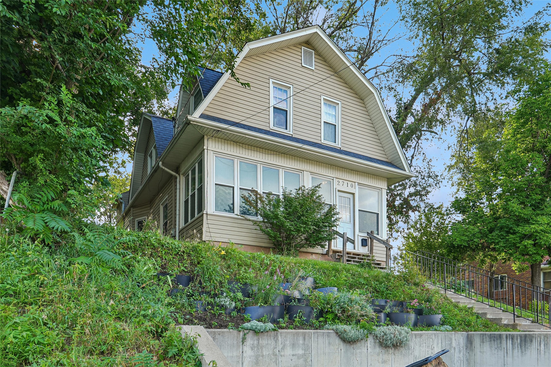 2710 SW 9th Street — photo