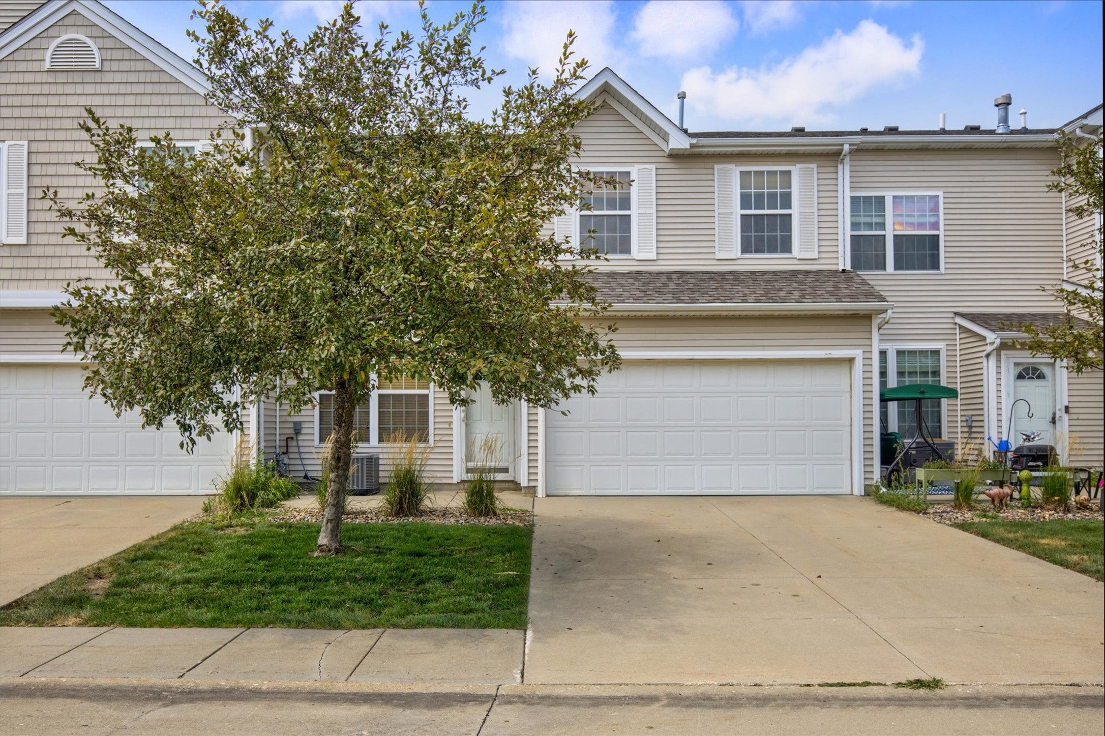 3906 NE Rosewood Lane 3906 — photo