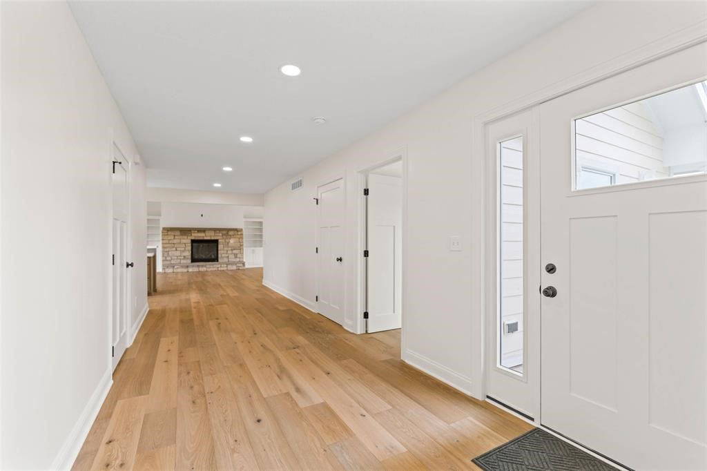 1805 S 8th Avenue E, Newton, IA 50208 — photo 3