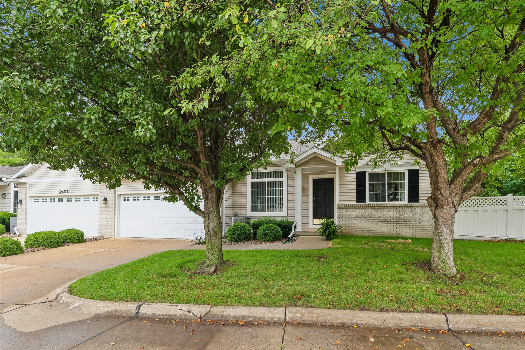 12409 Douglas Parkway — photo