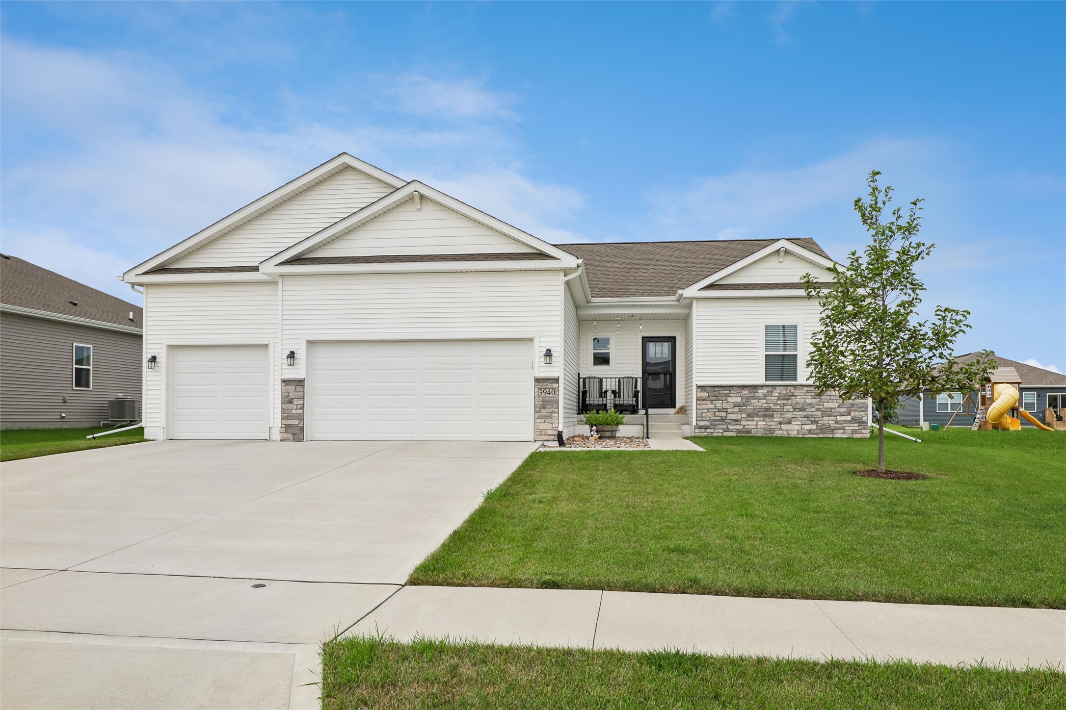 3940 Fieldstone Drive — photo