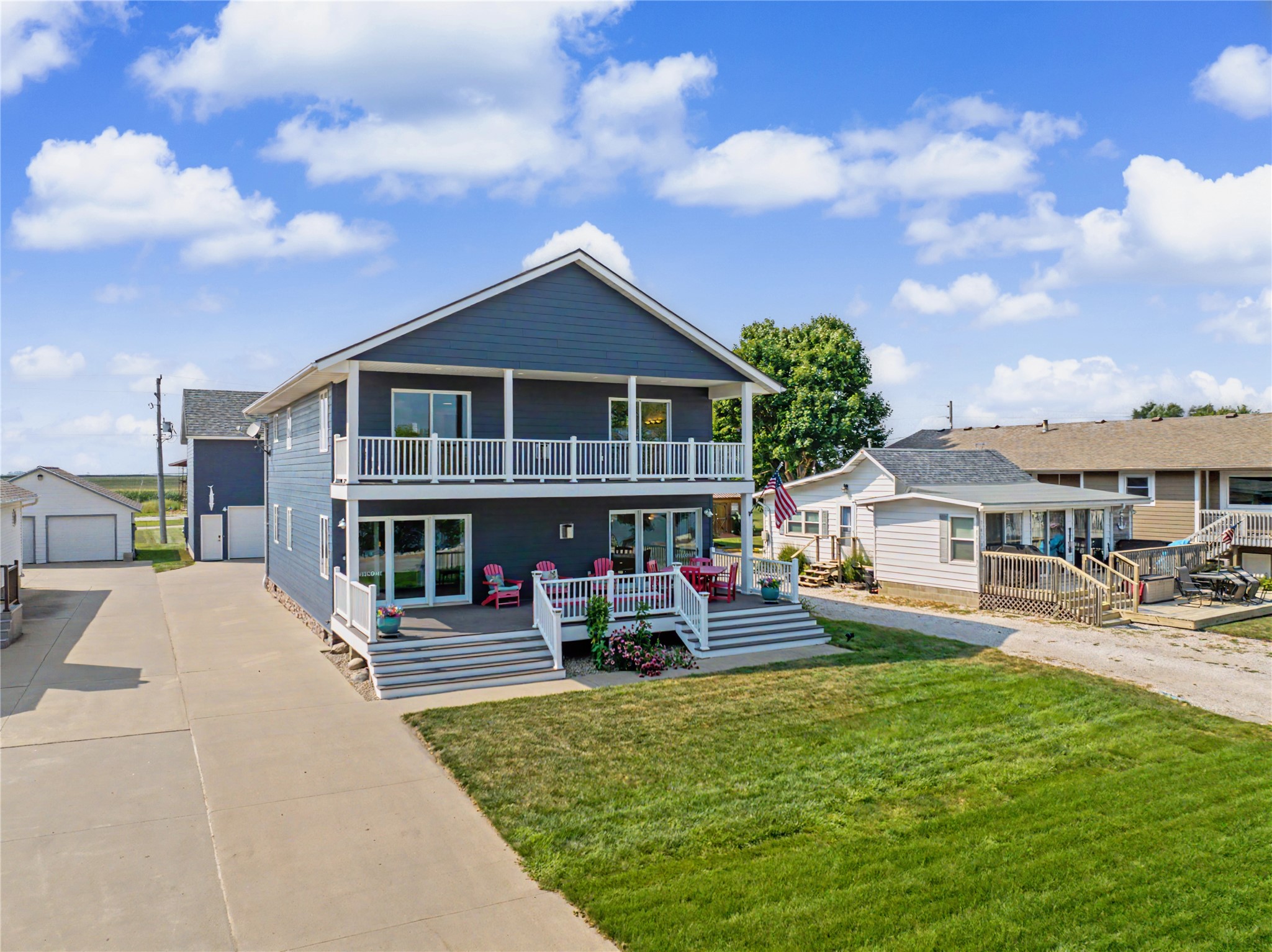 7406 Twin Lakes Road — photo