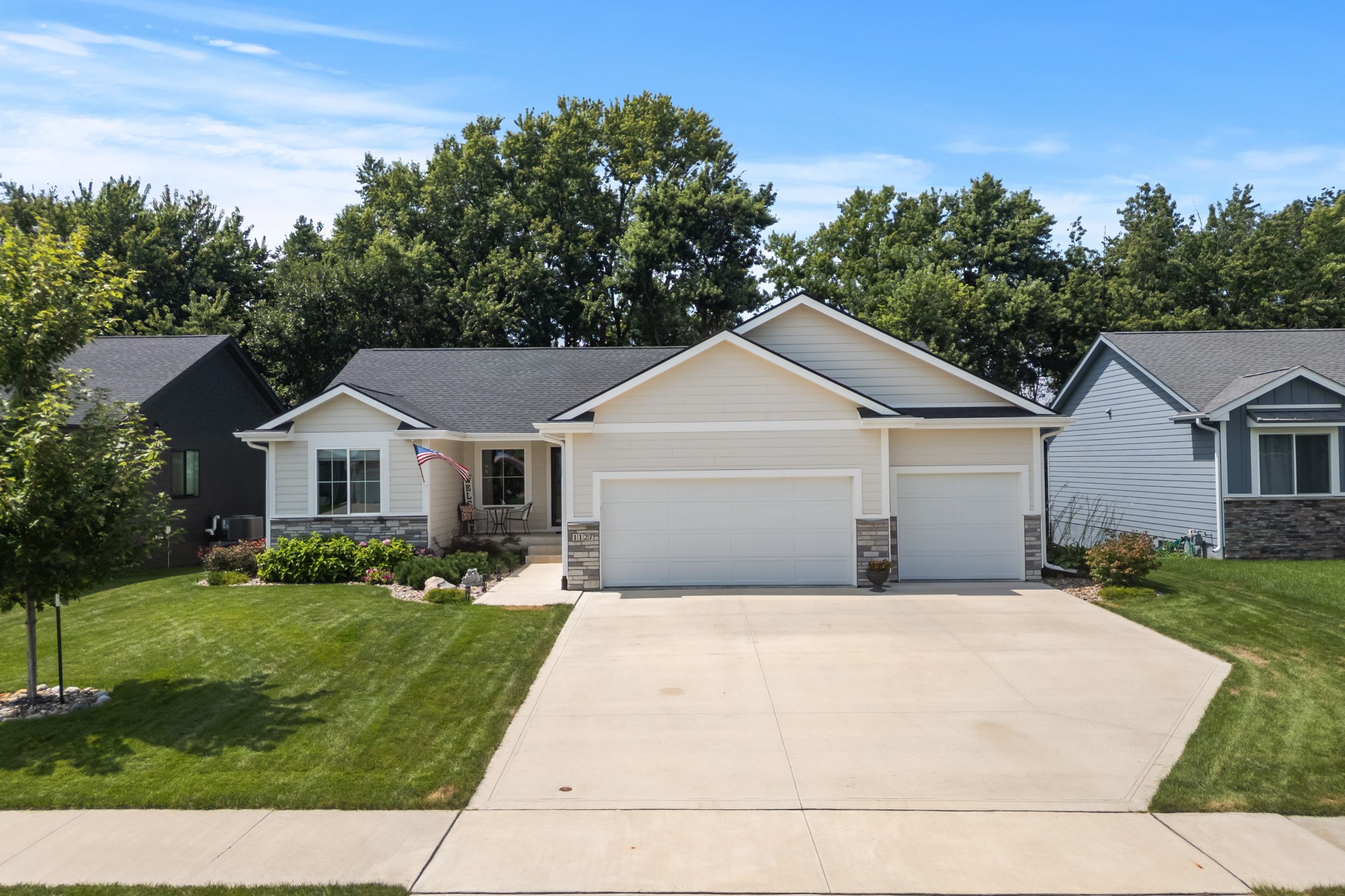 1127 Timber Ridge Drive — photo