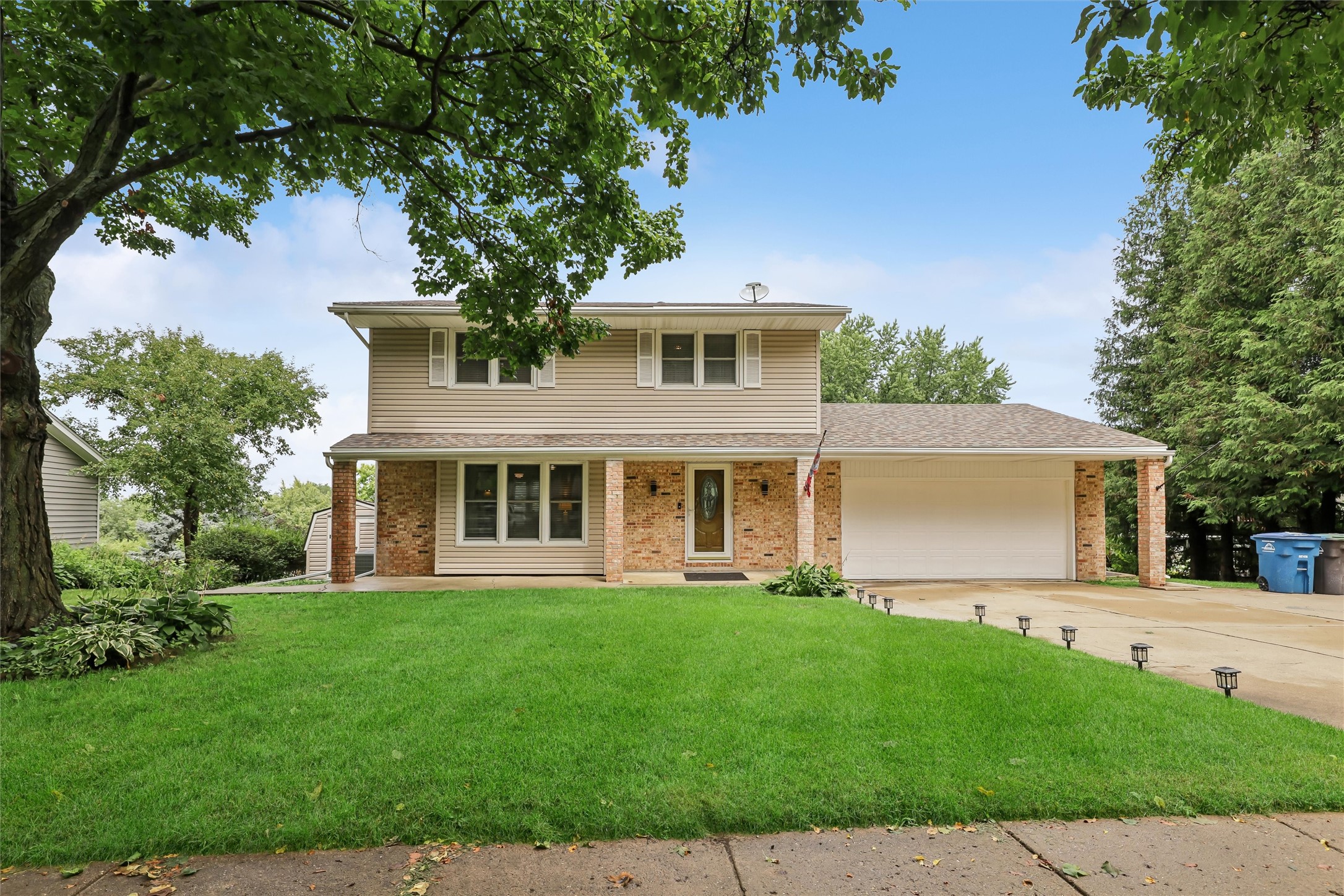 4415 Parklawn Drive — photo