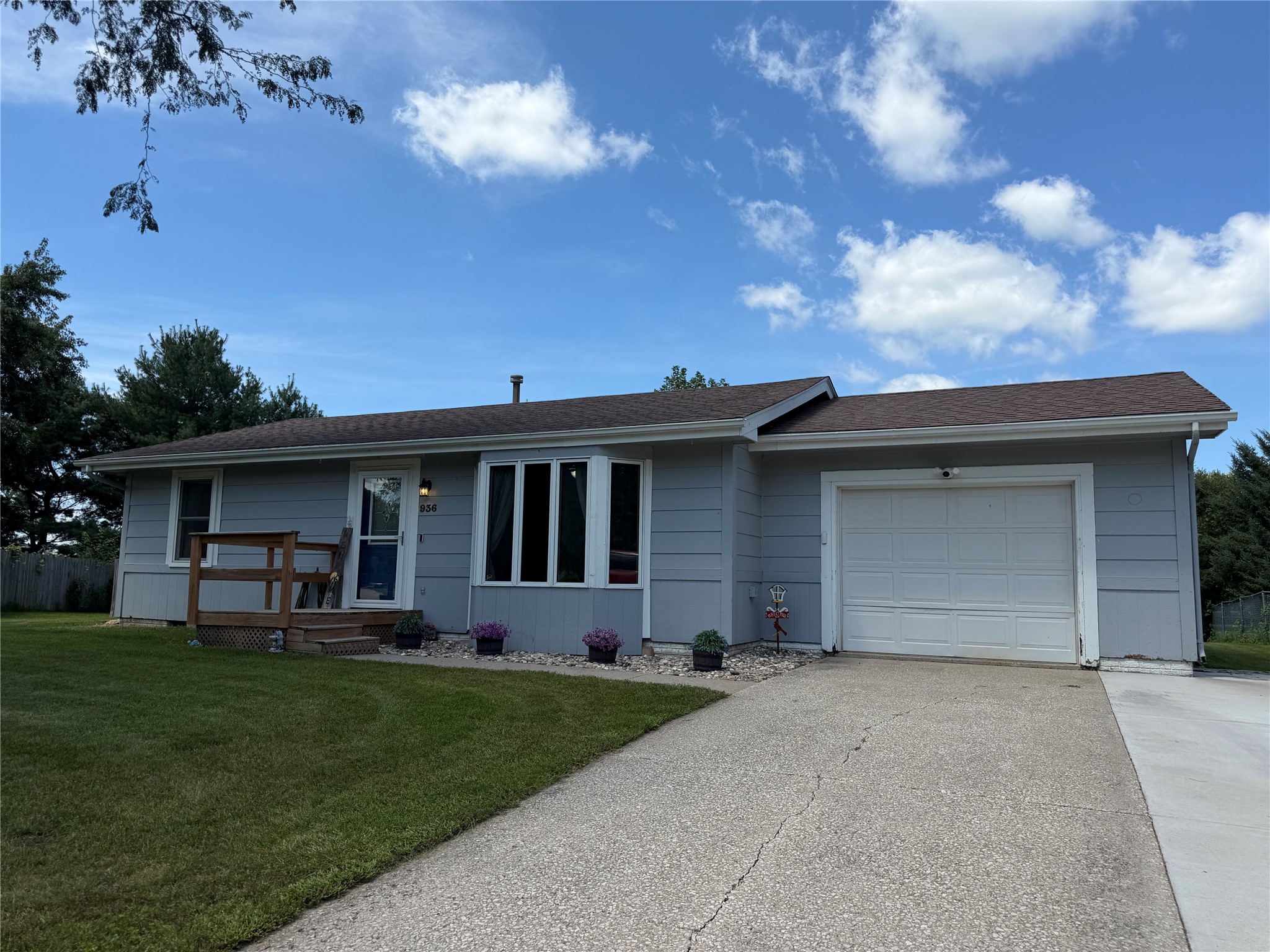936 Grant Court SE — photo
