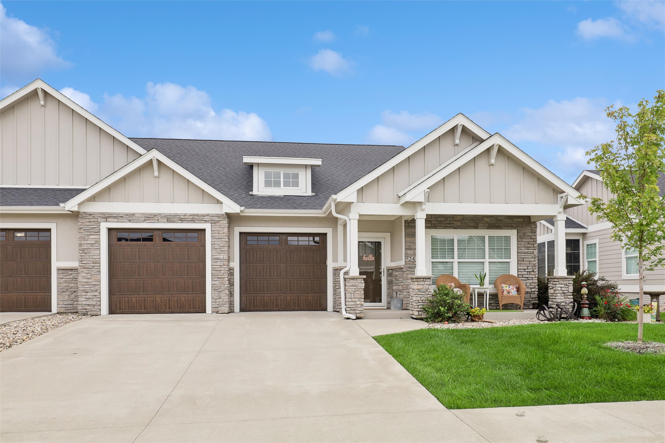 2417 SW Vineyard Lane — photo