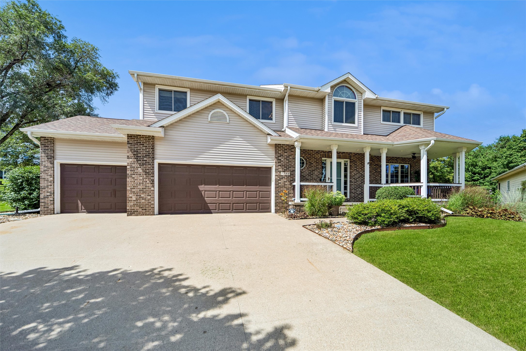 7798 Caldwell Circle — photo
