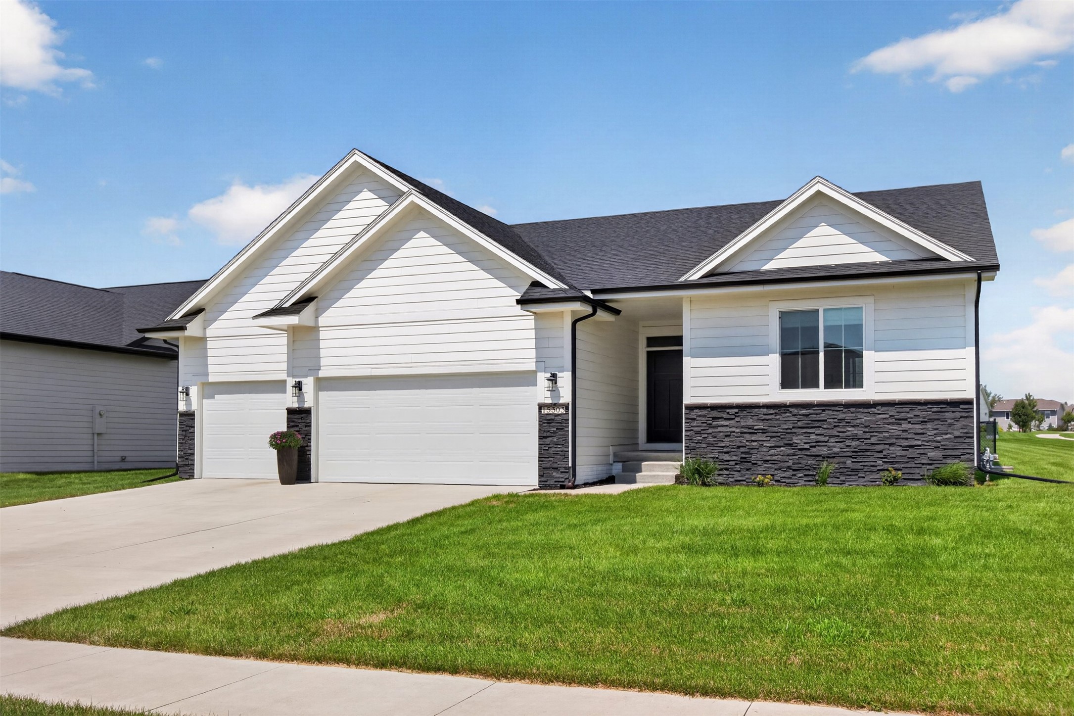 15303 Springbrook Trail — photo