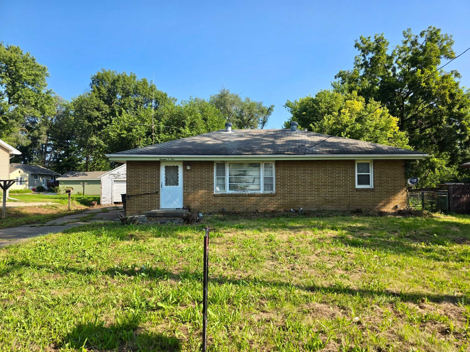 1305 Leland Avenue — photo