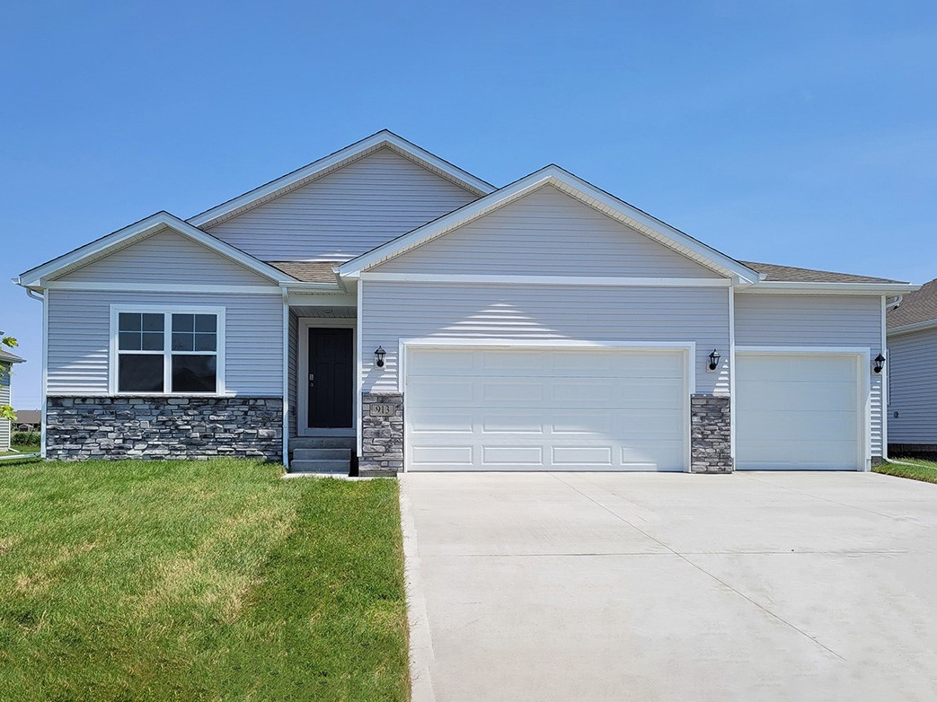 349 Cormorant Drive — photo