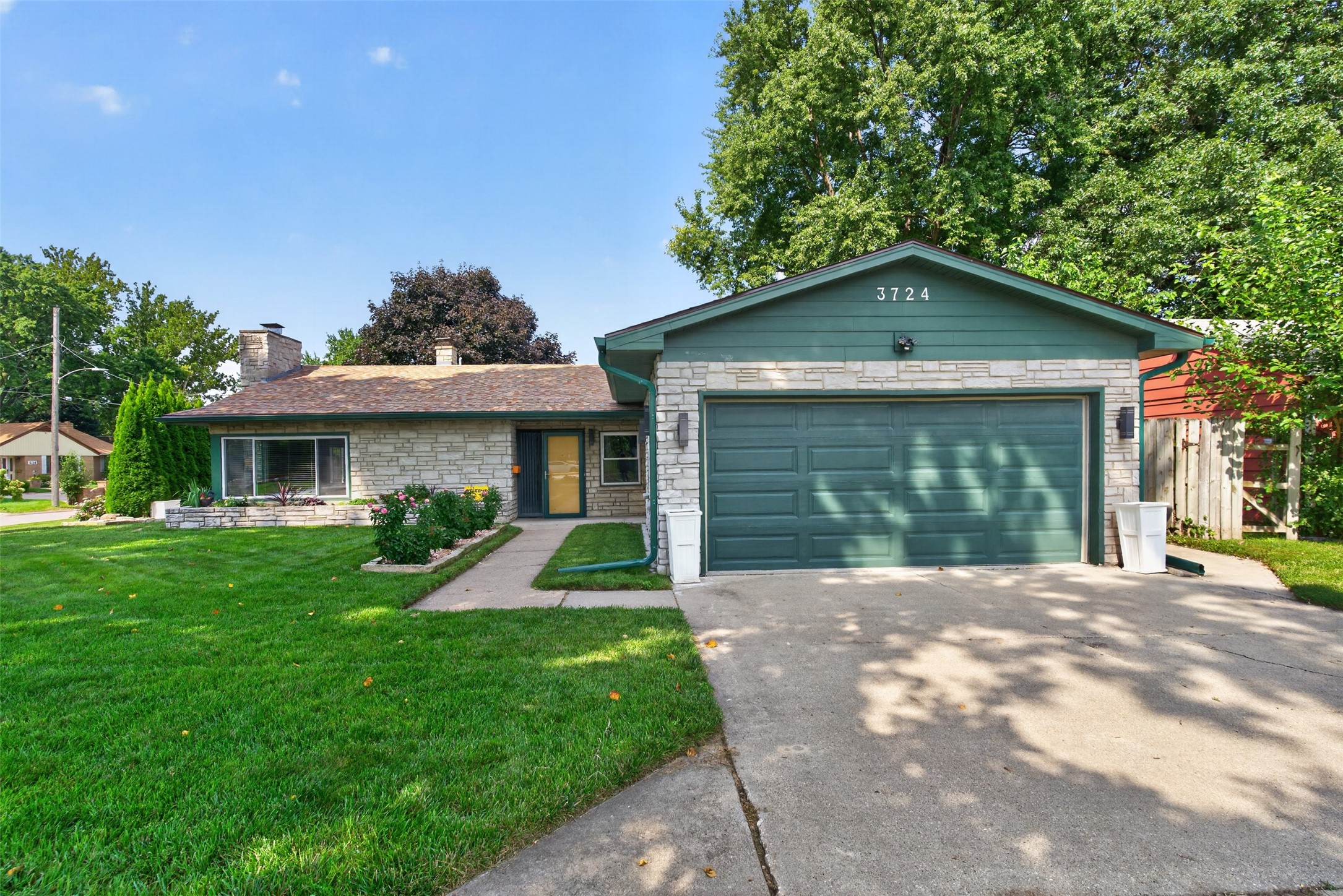 3724 Fleur Drive — photo