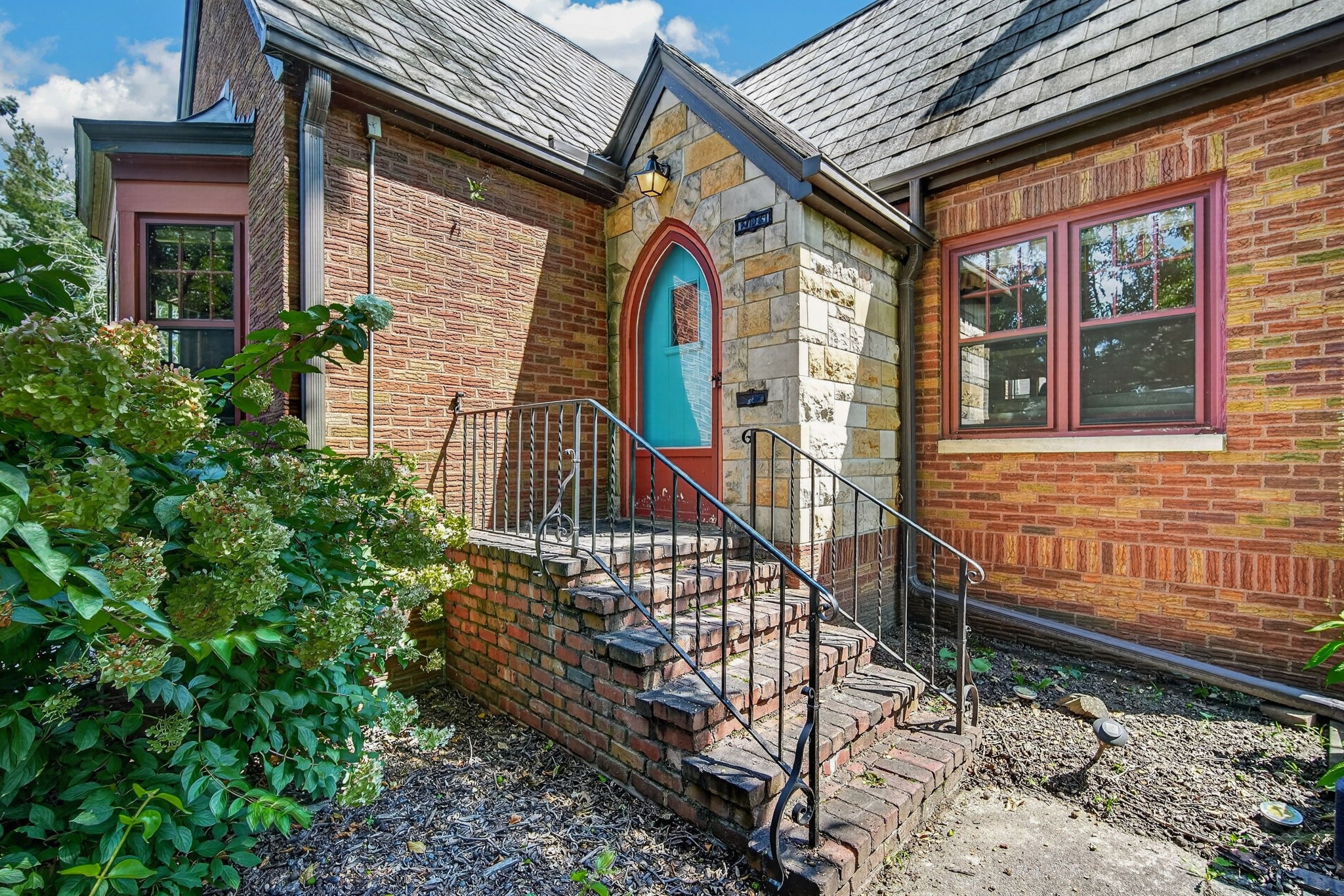 2015 Nash Drive — photo