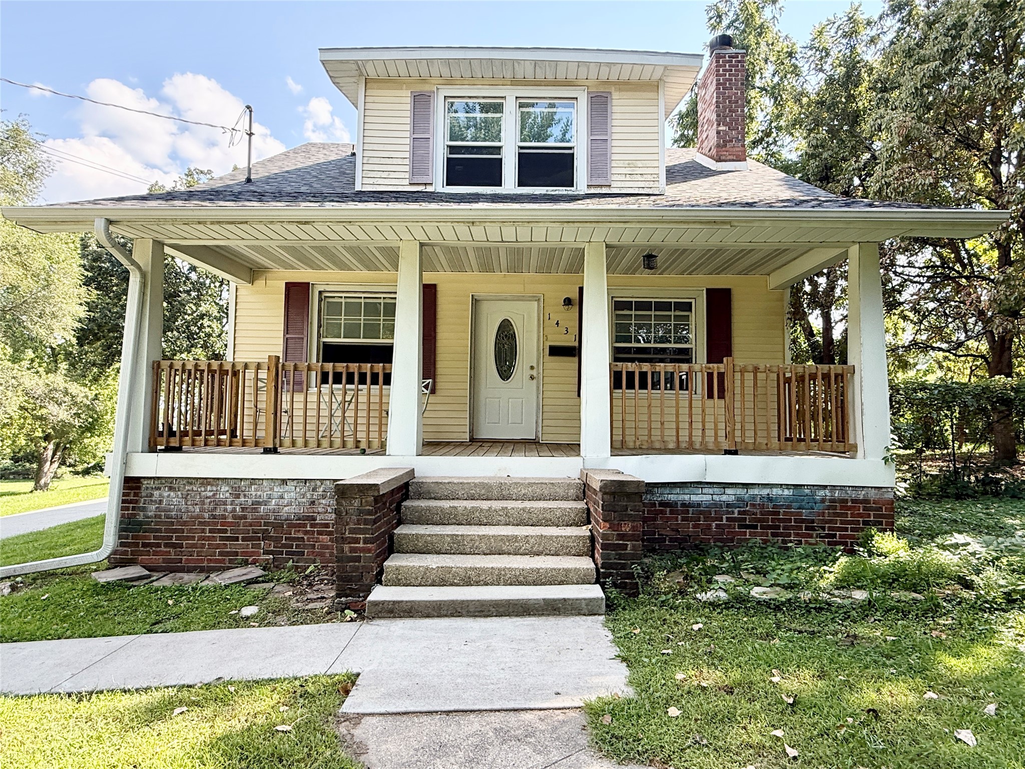 1431 E Vine Street — photo