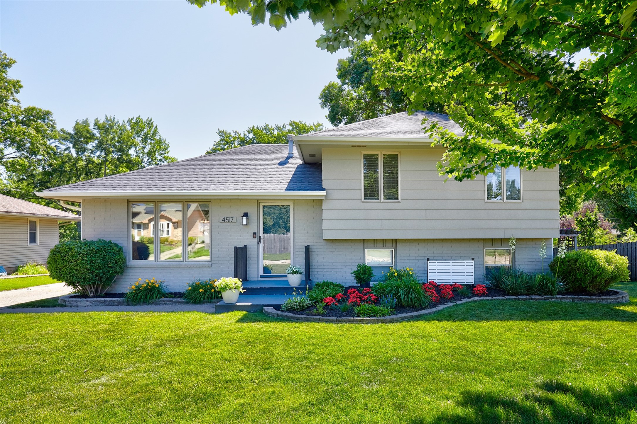 4517 69th Street — photo