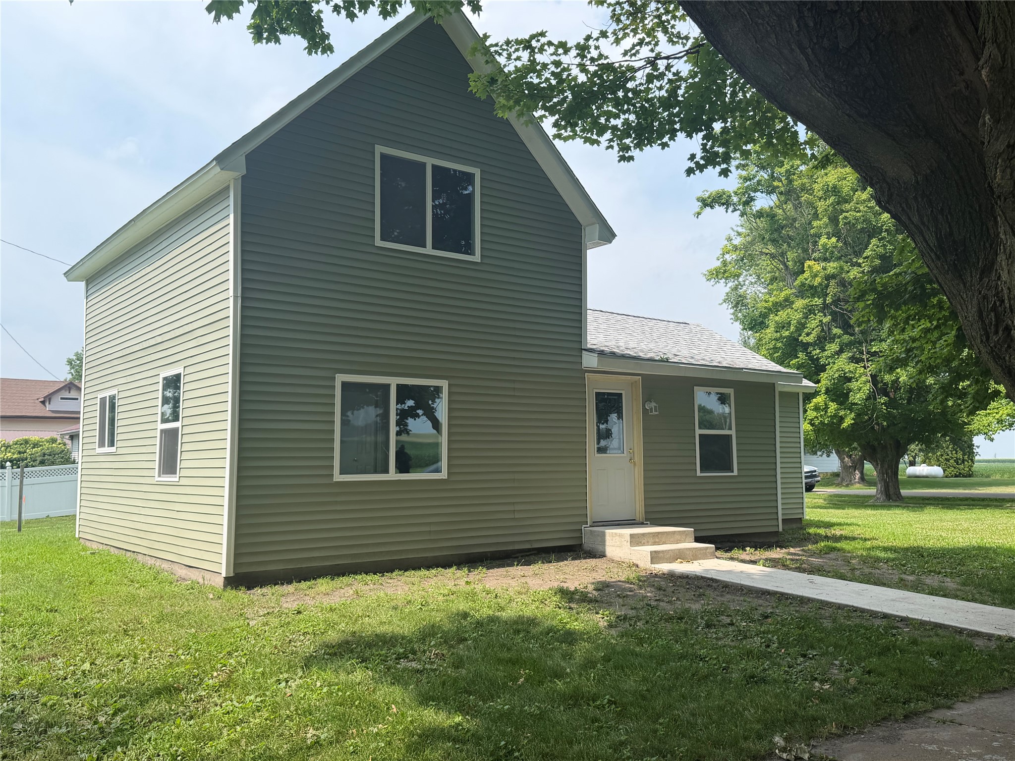 219 E Church Street — photo