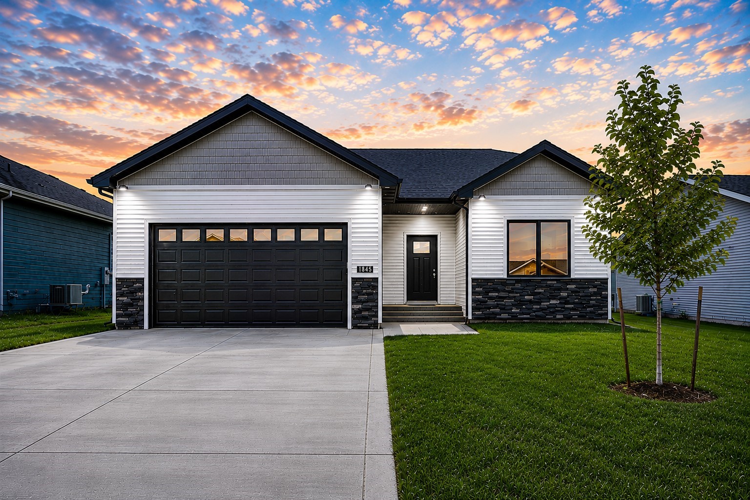 1946 Tuscany Drive SE — photo